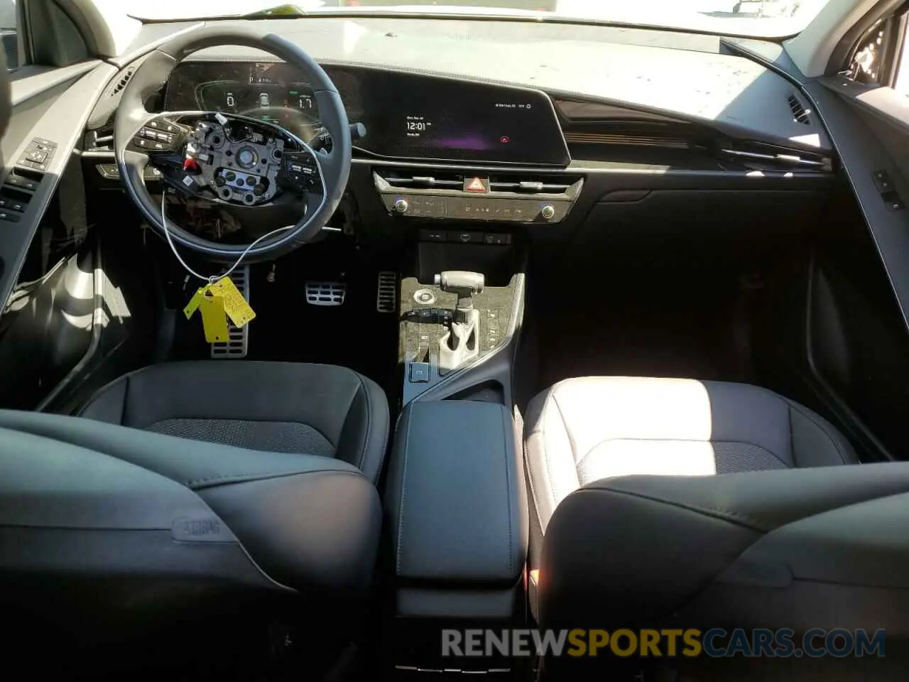 8 fotografías del automóvil dañado KNDCR3LE5R5171886 KIA NIRO 2024