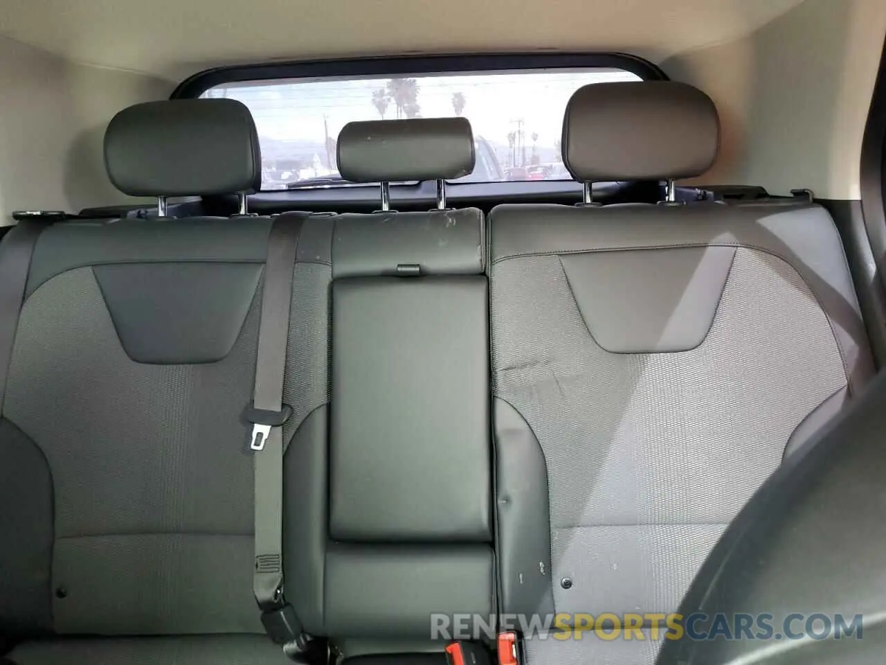 10 fotografías del automóvil dañado KNDCR3LE5R5187389 KIA NIRO 2024