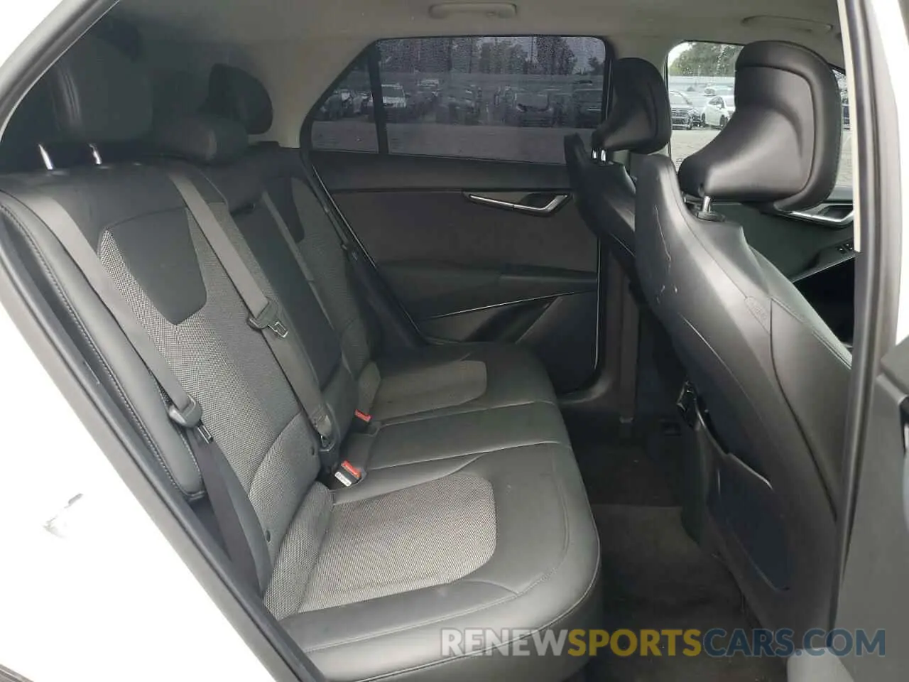 11 fotografías del automóvil dañado KNDCR3LE6R5156796 KIA NIRO 2024