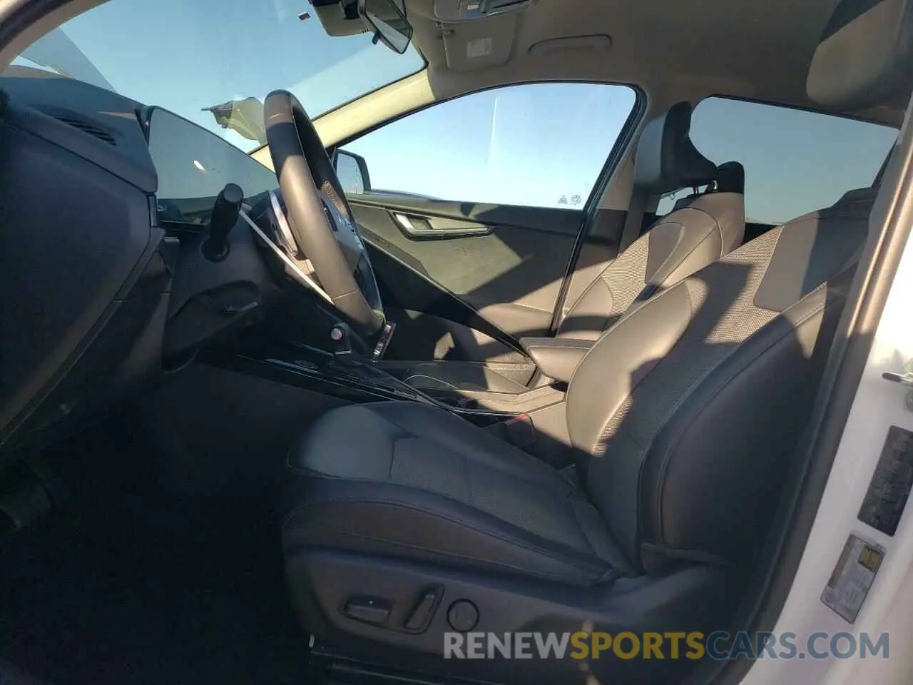 6 fotografías del automóvil dañado KNDCR3LE7R5148948 KIA NIRO 2024