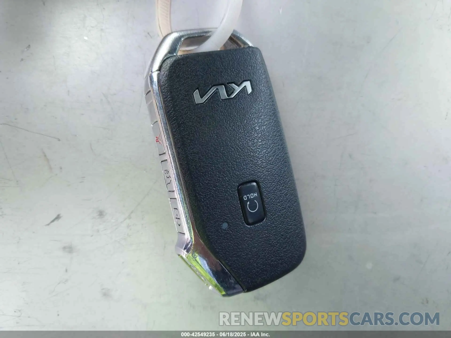 11 fotografías del automóvil dañado KNDCT3LE3R5136104 KIA NIRO 2024