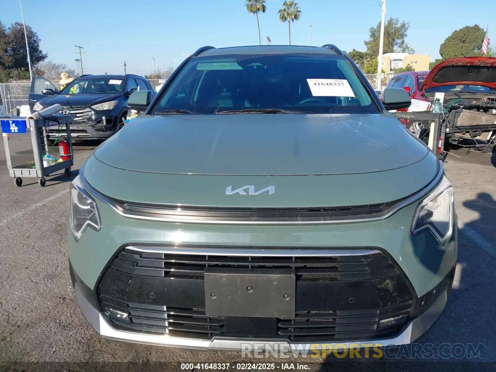 12 fotografías del automóvil dañado KNDCT3LE5R5125041 KIA NIRO 2024