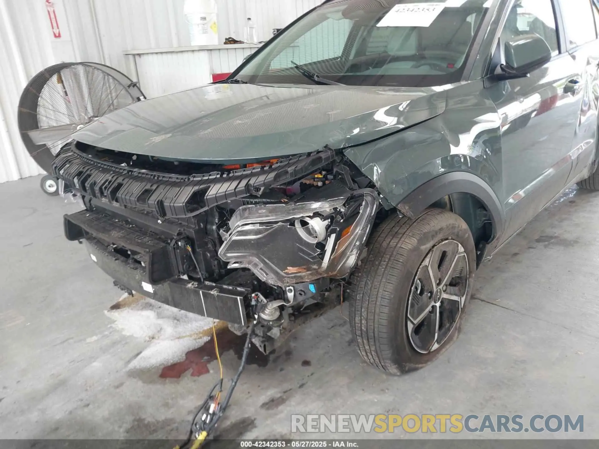 6 fotografías del automóvil dañado KNDCR3LE4S5235793 KIA NIRO 2025