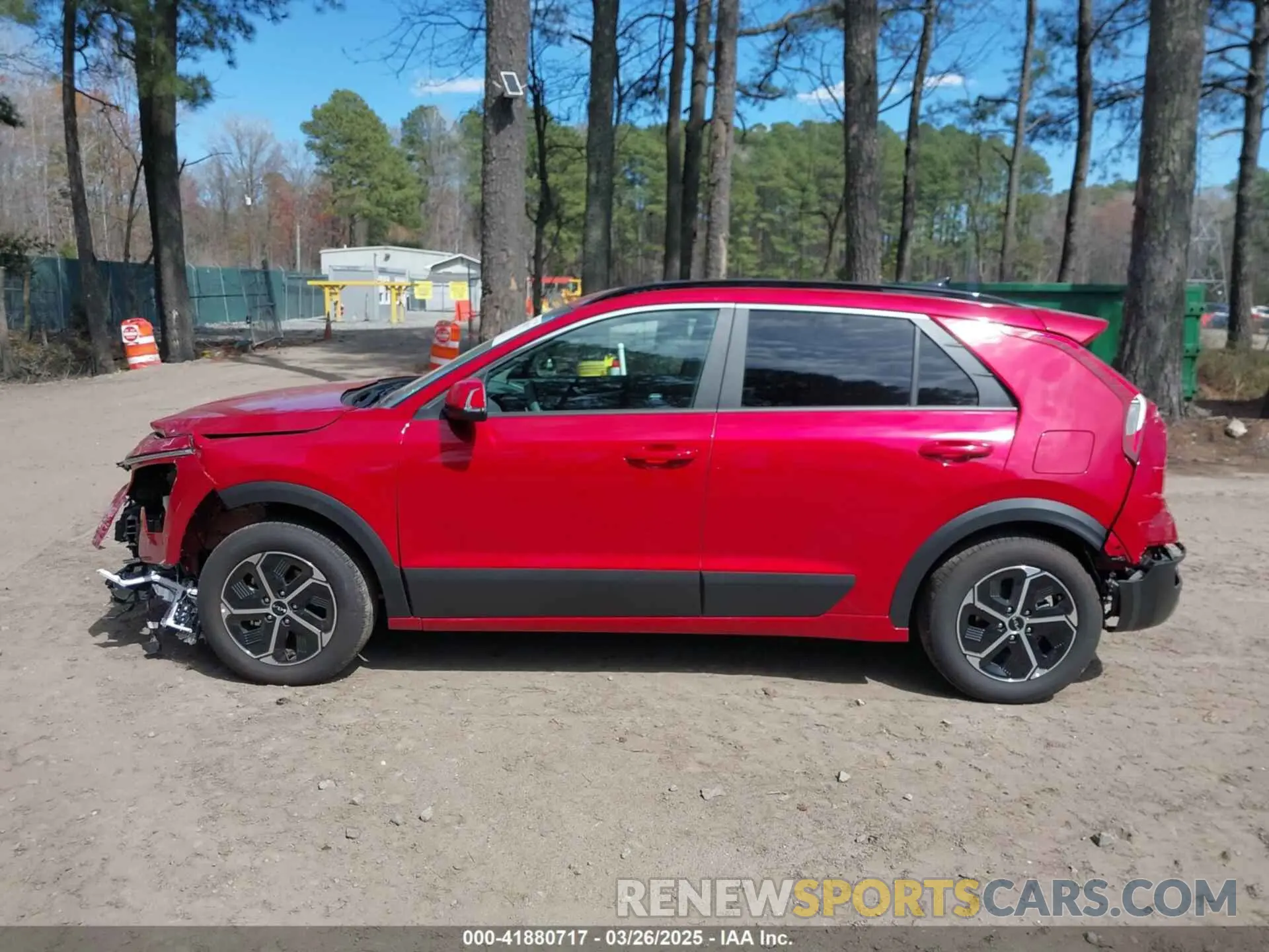 14 fotografías del automóvil dañado KNDCR3LE8S5234310 KIA NIRO 2025