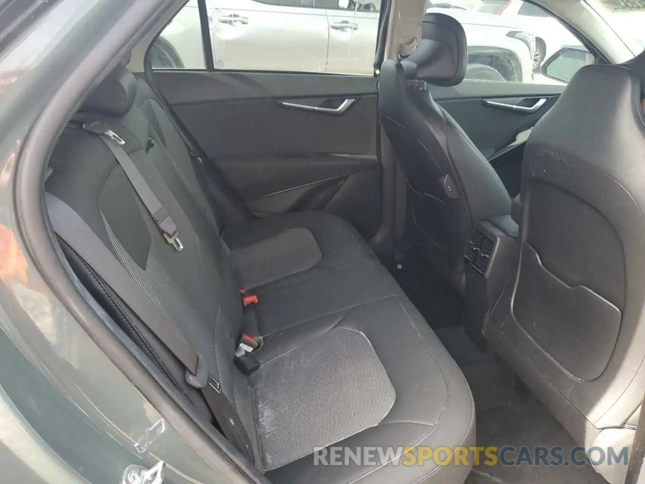 11 fotografías del automóvil dañado KNDCR3LEXS5213622 KIA NIRO 2025
