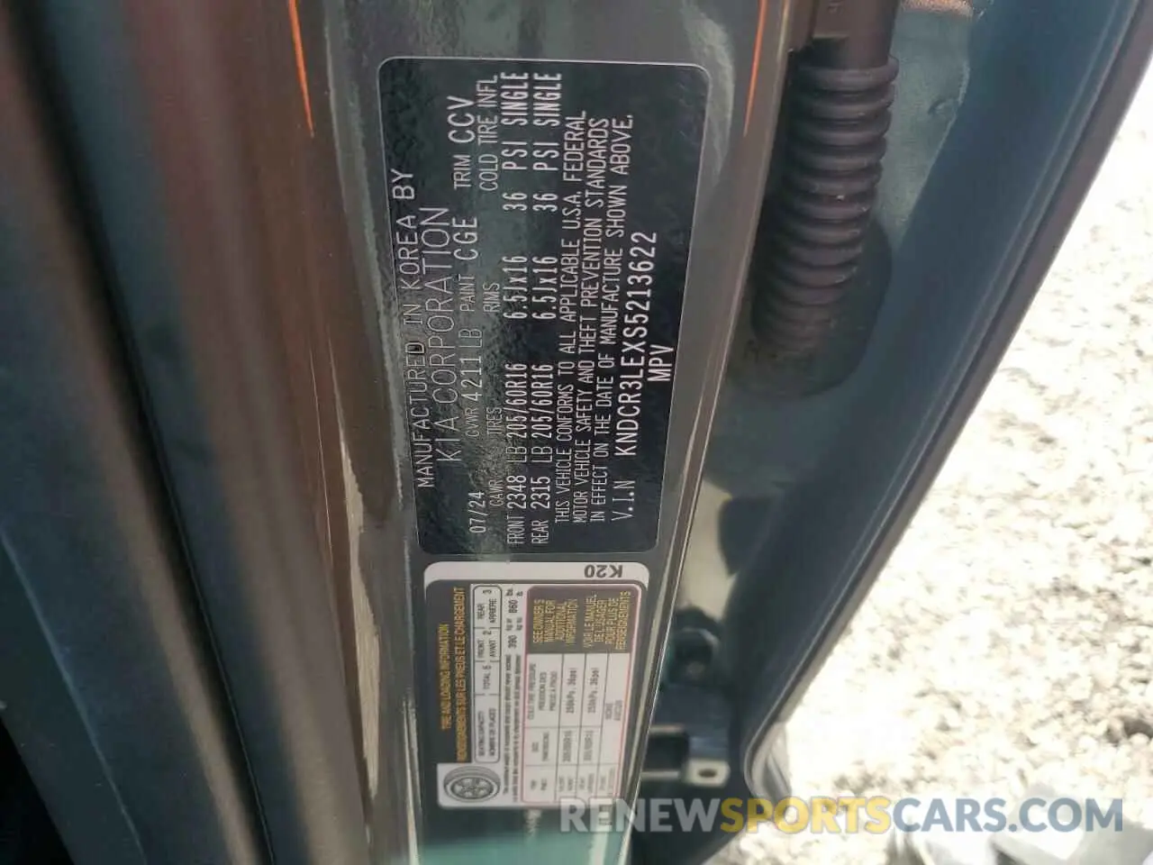 13 fotografías del automóvil dañado KNDCR3LEXS5213622 KIA NIRO 2025