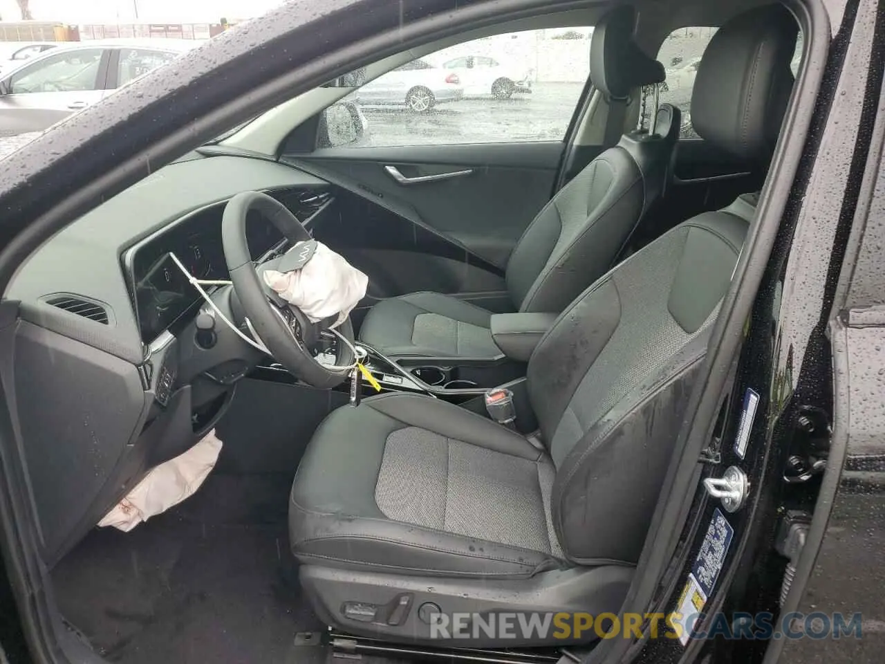 7 fotografías del automóvil dañado KNDCS3LF9S5239657 KIA NIRO 2025