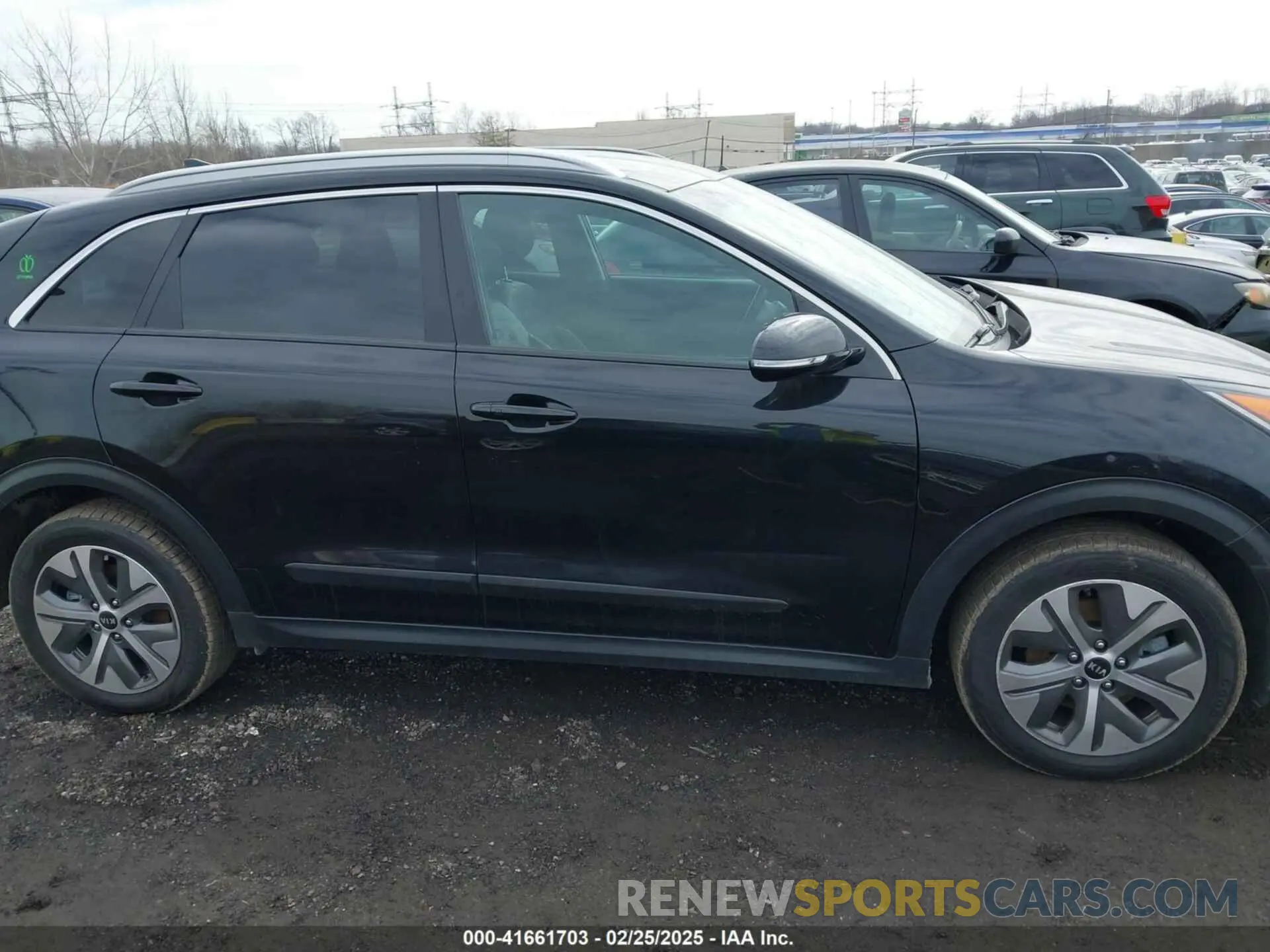 13 fotografías del automóvil dañado KNDCC3LG2K5020898 KIA NIRO EV 2019