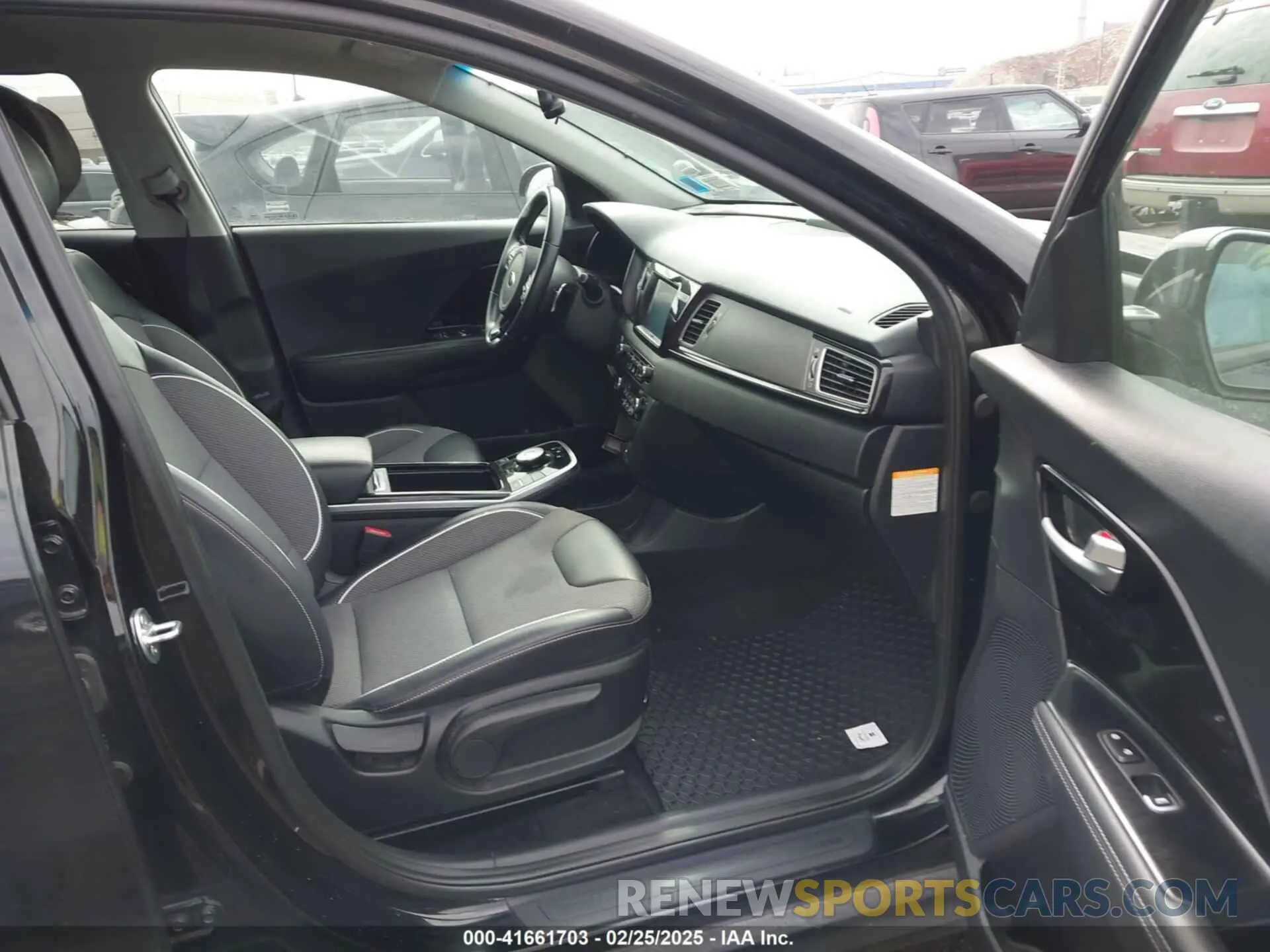 5 fotografías del automóvil dañado KNDCC3LG2K5020898 KIA NIRO EV 2019