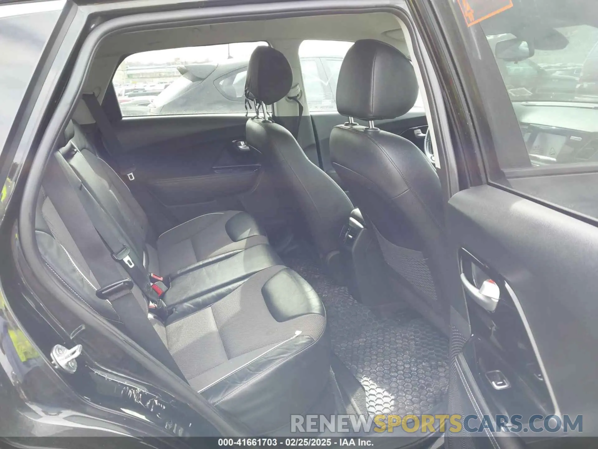 8 fotografías del automóvil dañado KNDCC3LG2K5020898 KIA NIRO EV 2019
