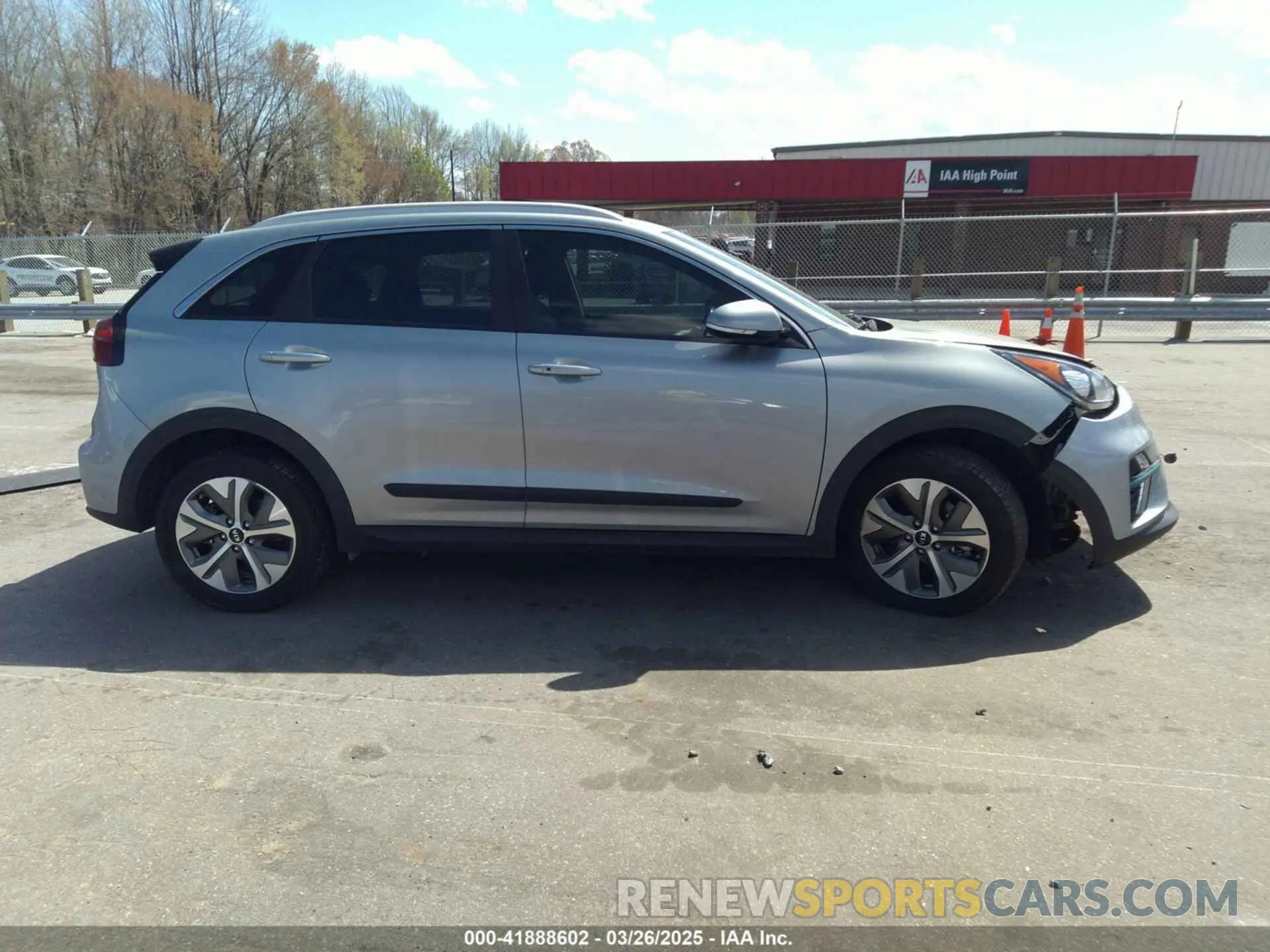 14 fotografías del automóvil dañado KNDCC3LG4K5014875 KIA NIRO EV 2019