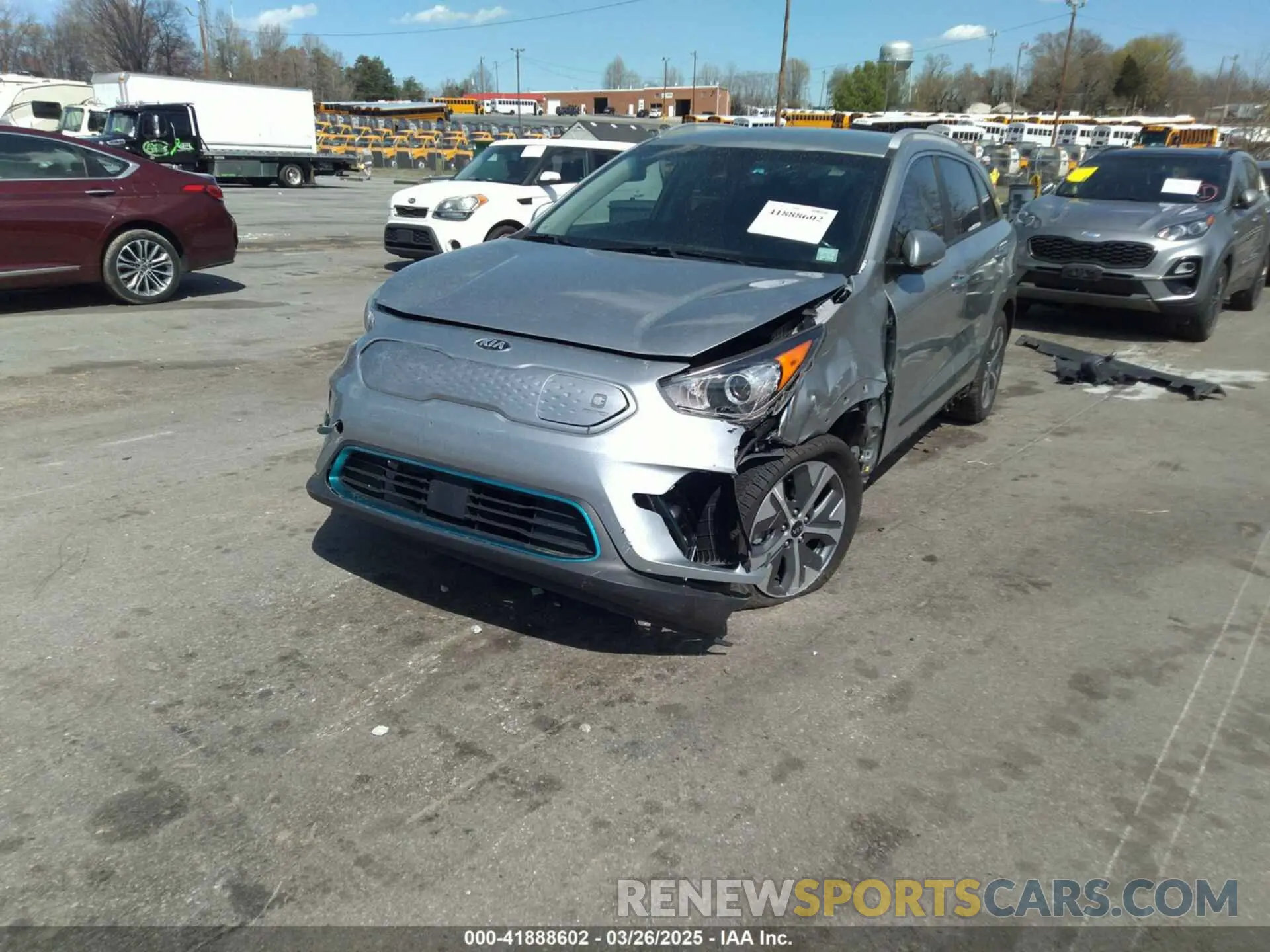 2 fotografías del automóvil dañado KNDCC3LG4K5014875 KIA NIRO EV 2019