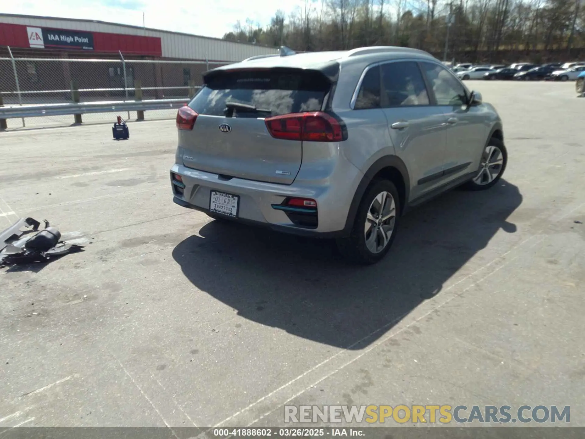 4 fotografías del automóvil dañado KNDCC3LG4K5014875 KIA NIRO EV 2019