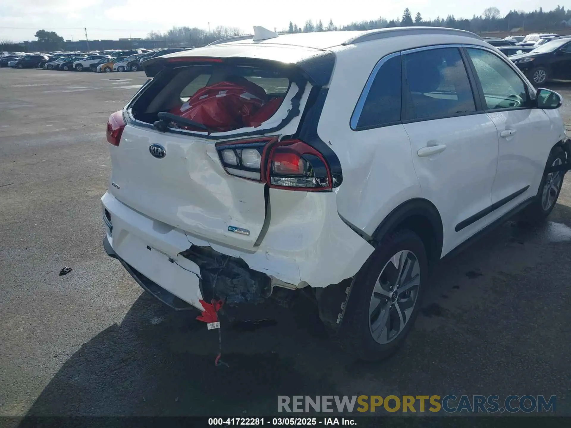 20 fotografías del automóvil dañado KNDCC3LG9L5055729 KIA NIRO EV 2020