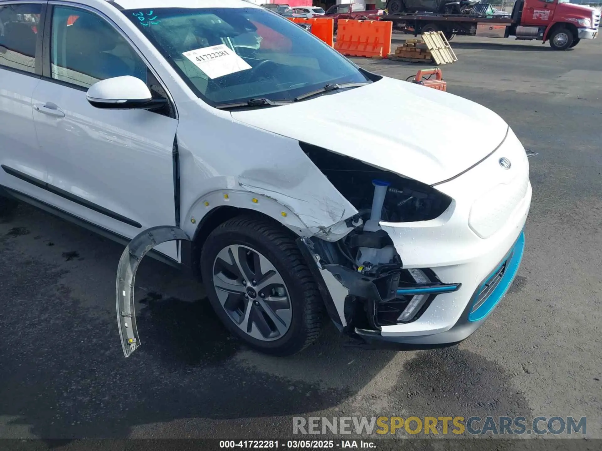 6 fotografías del automóvil dañado KNDCC3LG9L5055729 KIA NIRO EV 2020