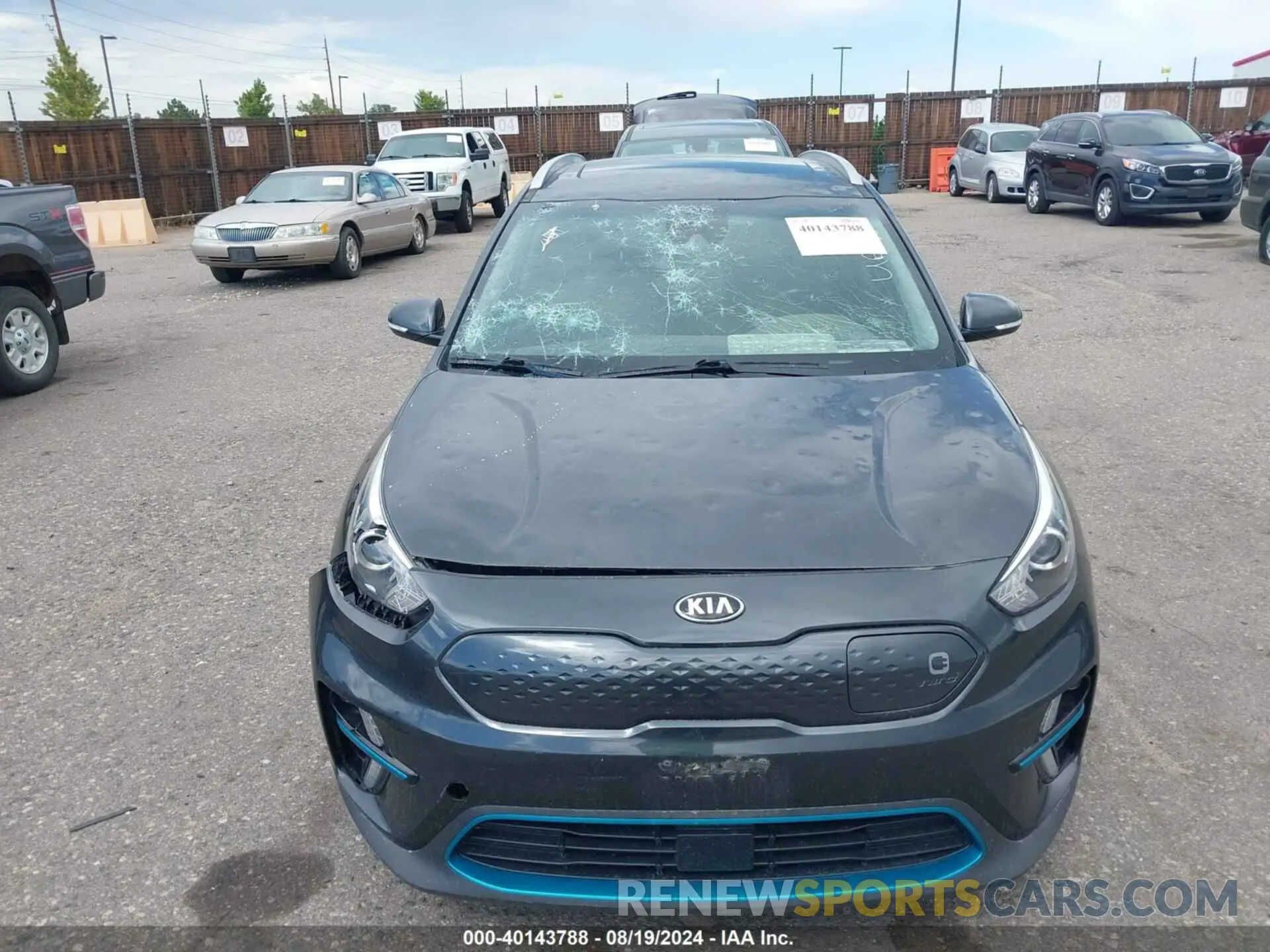6 fotografías del automóvil dañado KNDCE3LG9L5071276 KIA NIRO EV 2020