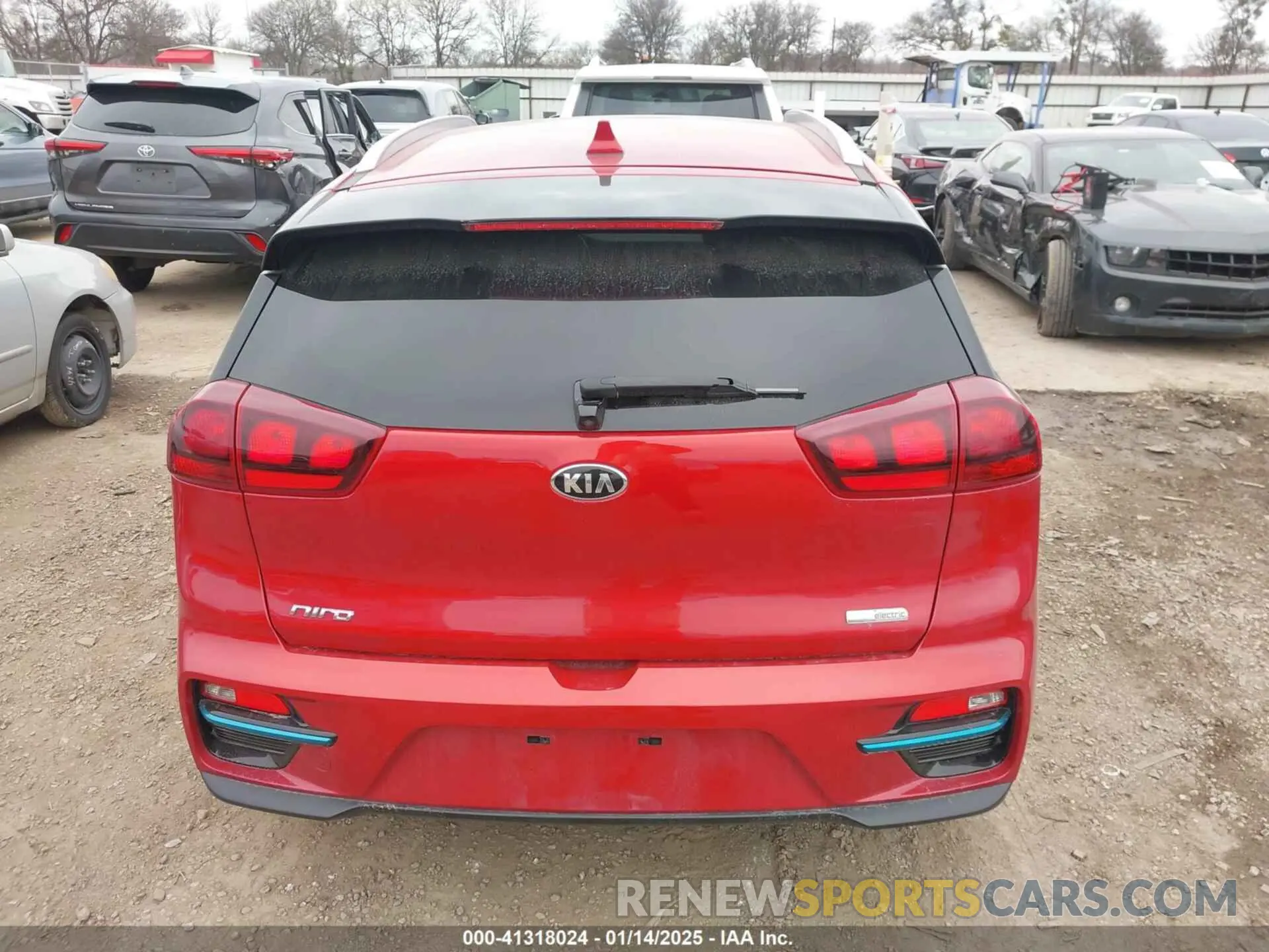 17 fotografías del automóvil dañado KNDCC3LG4M5088090 KIA NIRO EV 2021
