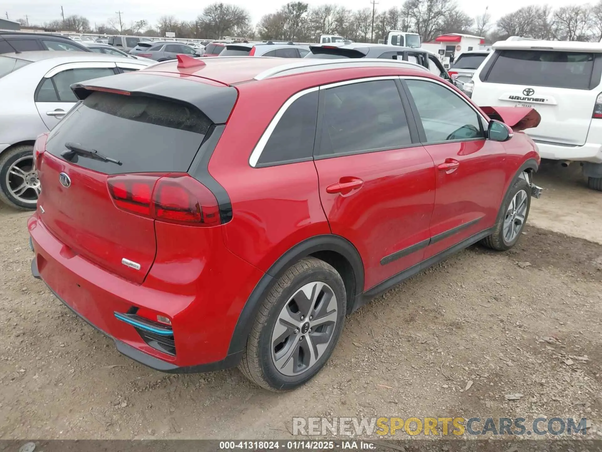 4 fotografías del automóvil dañado KNDCC3LG4M5088090 KIA NIRO EV 2021