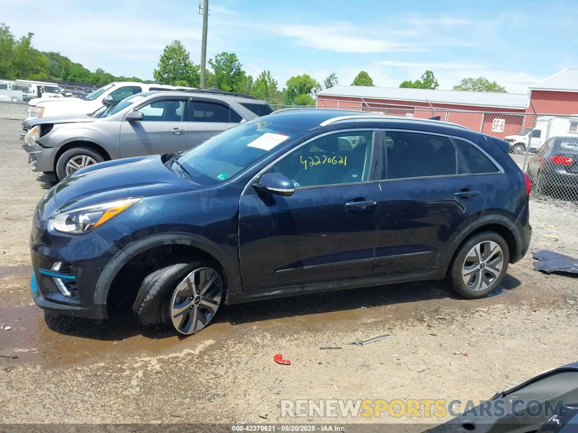 15 fotografías del automóvil dañado KNDCC3LG0N5121880 KIA NIRO EV 2022
