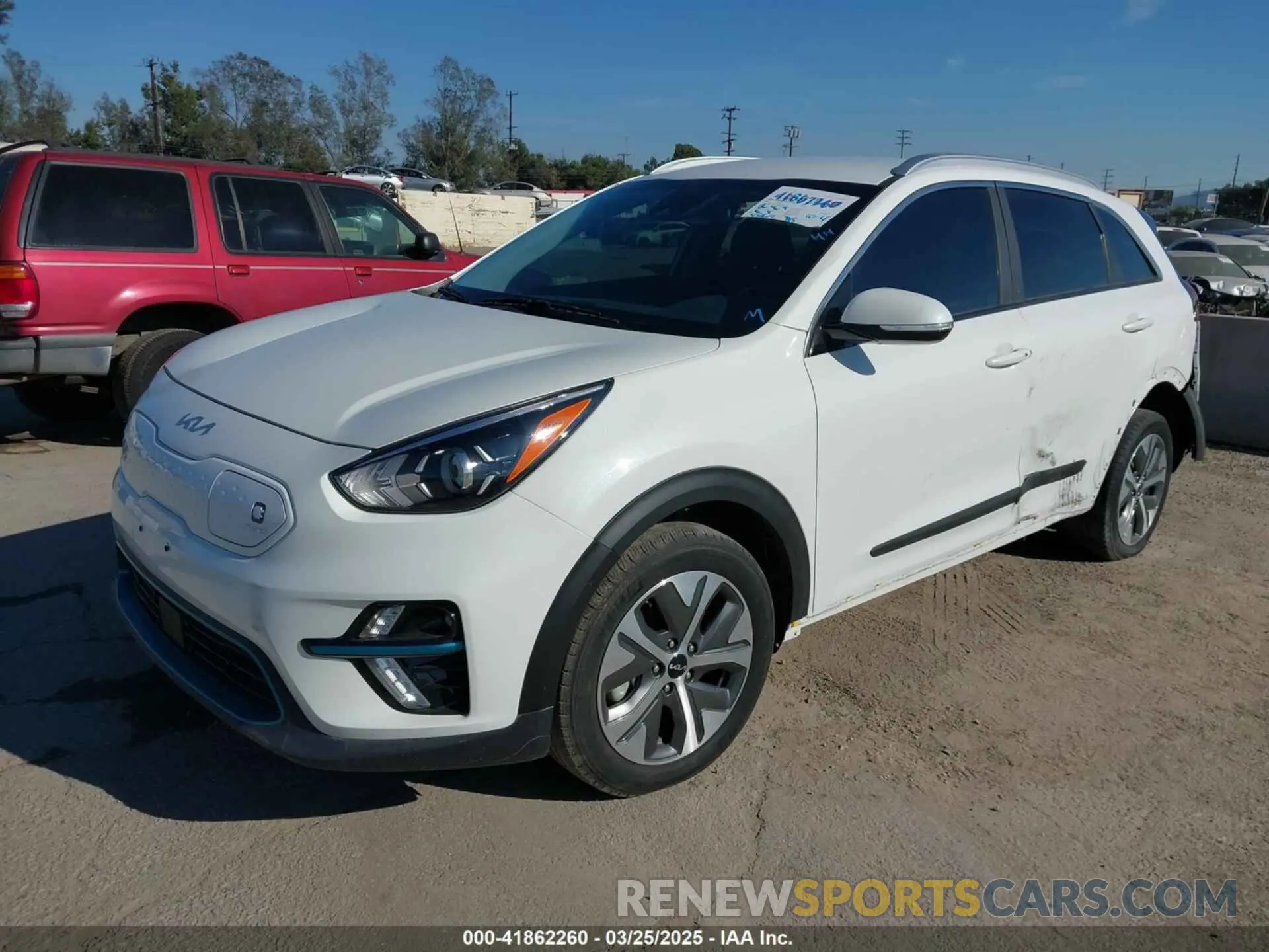 2 fotografías del automóvil dañado KNDCC3LG1N5160736 KIA NIRO EV 2022
