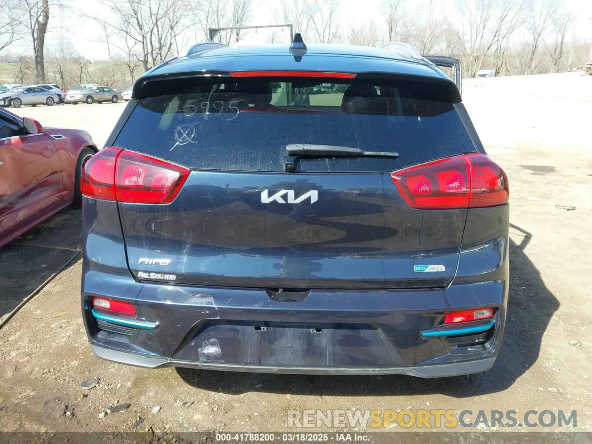 15 fotografías del automóvil dañado KNDCC3LG9N5115995 KIA NIRO EV 2022
