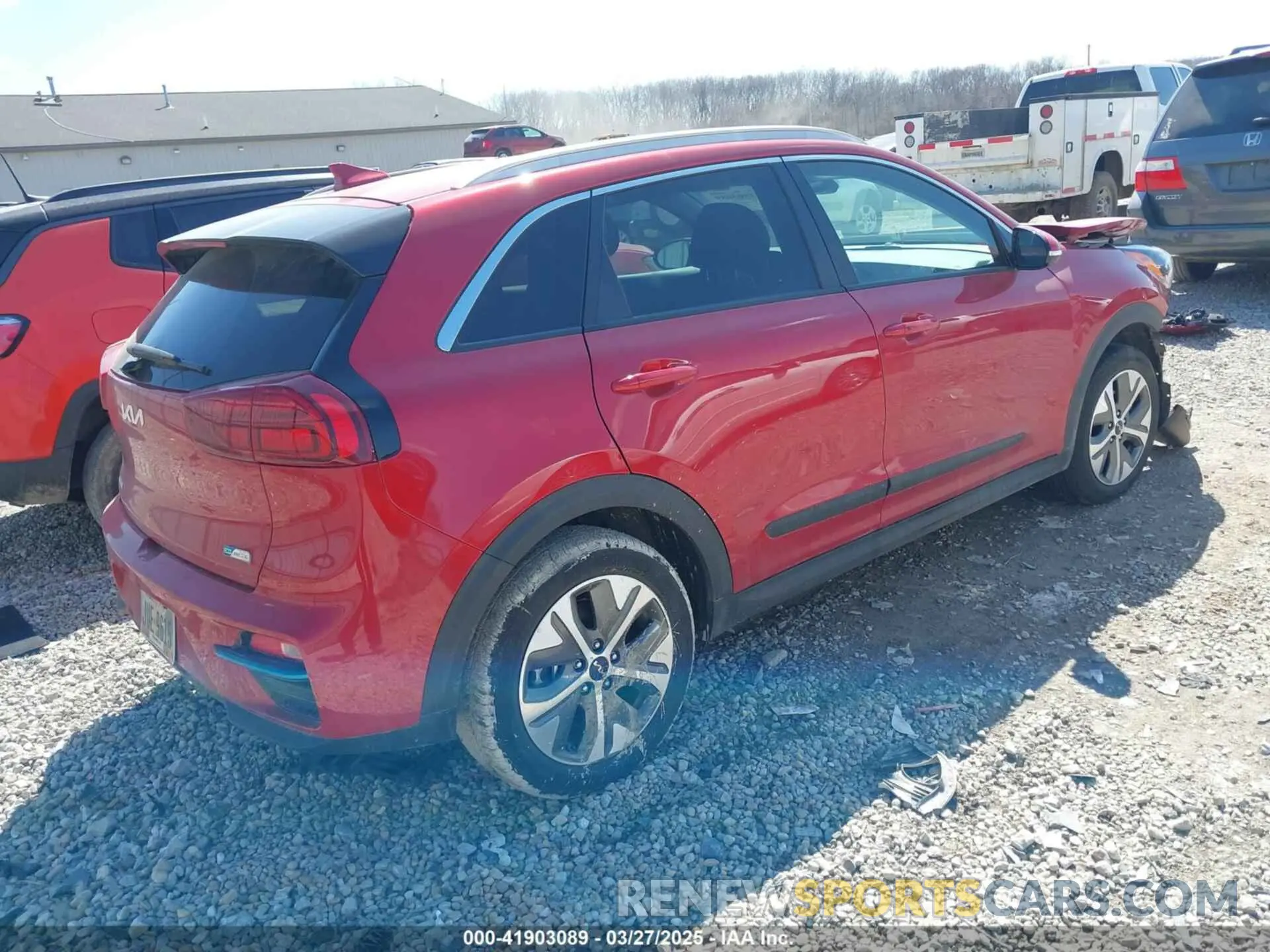 4 fotografías del automóvil dañado KNDCE3LG5N5146588 KIA NIRO EV 2022