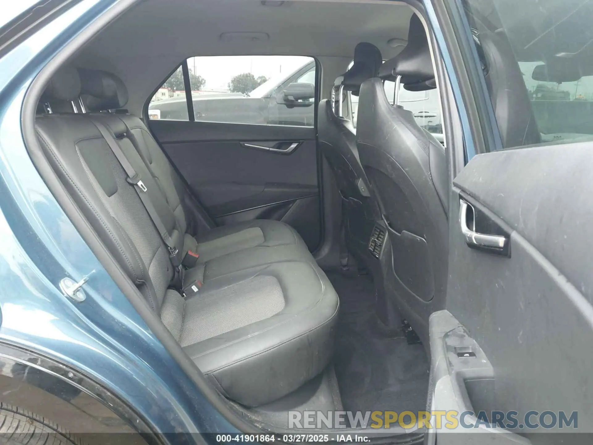 8 fotografías del automóvil dañado KNDCR3L18P5038761 KIA NIRO EV 2023