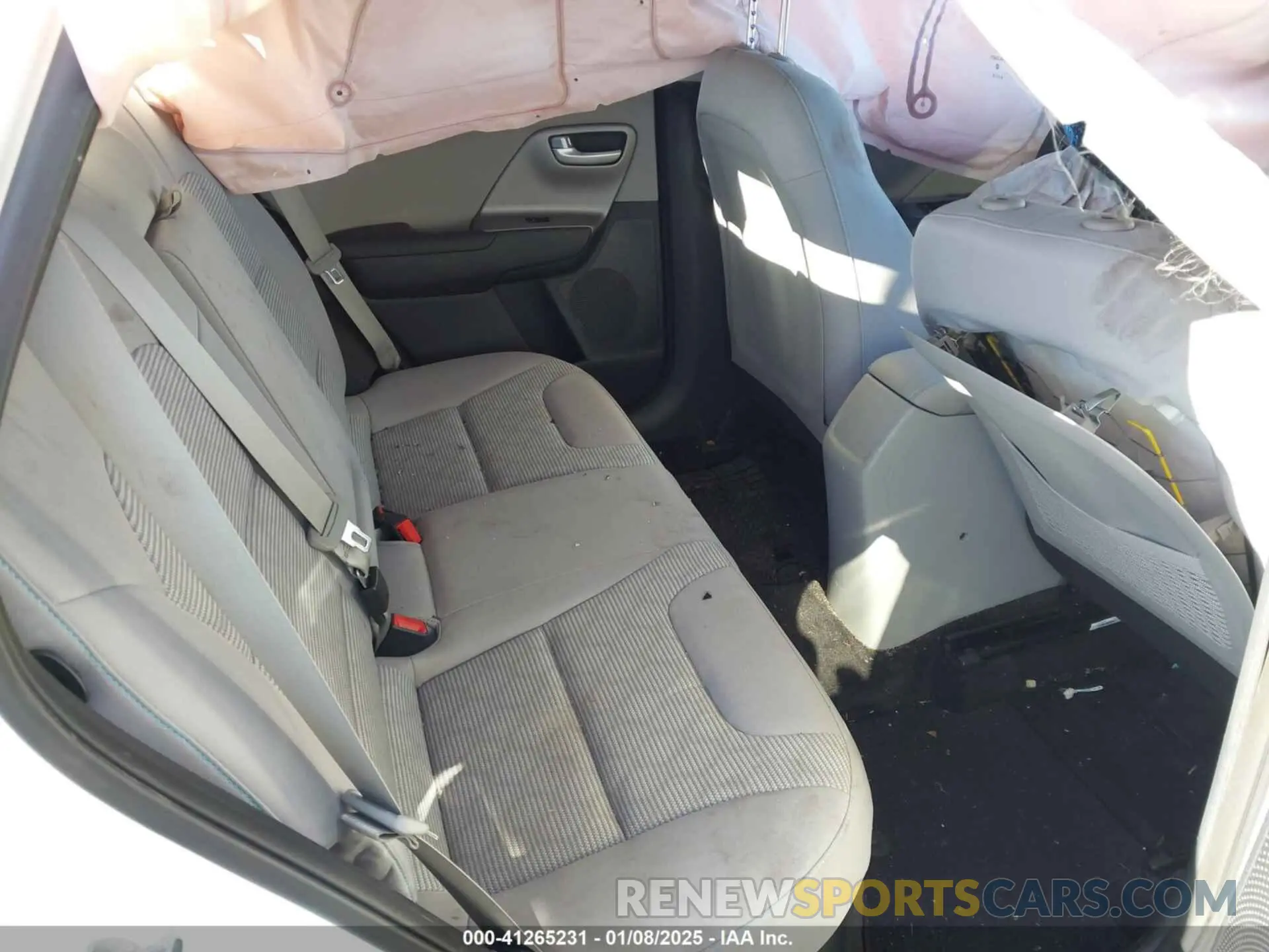 8 fotografías del automóvil dañado KNDCM3LD0K5283166 KIA NIRO PLUG-IN HYBRID 2019