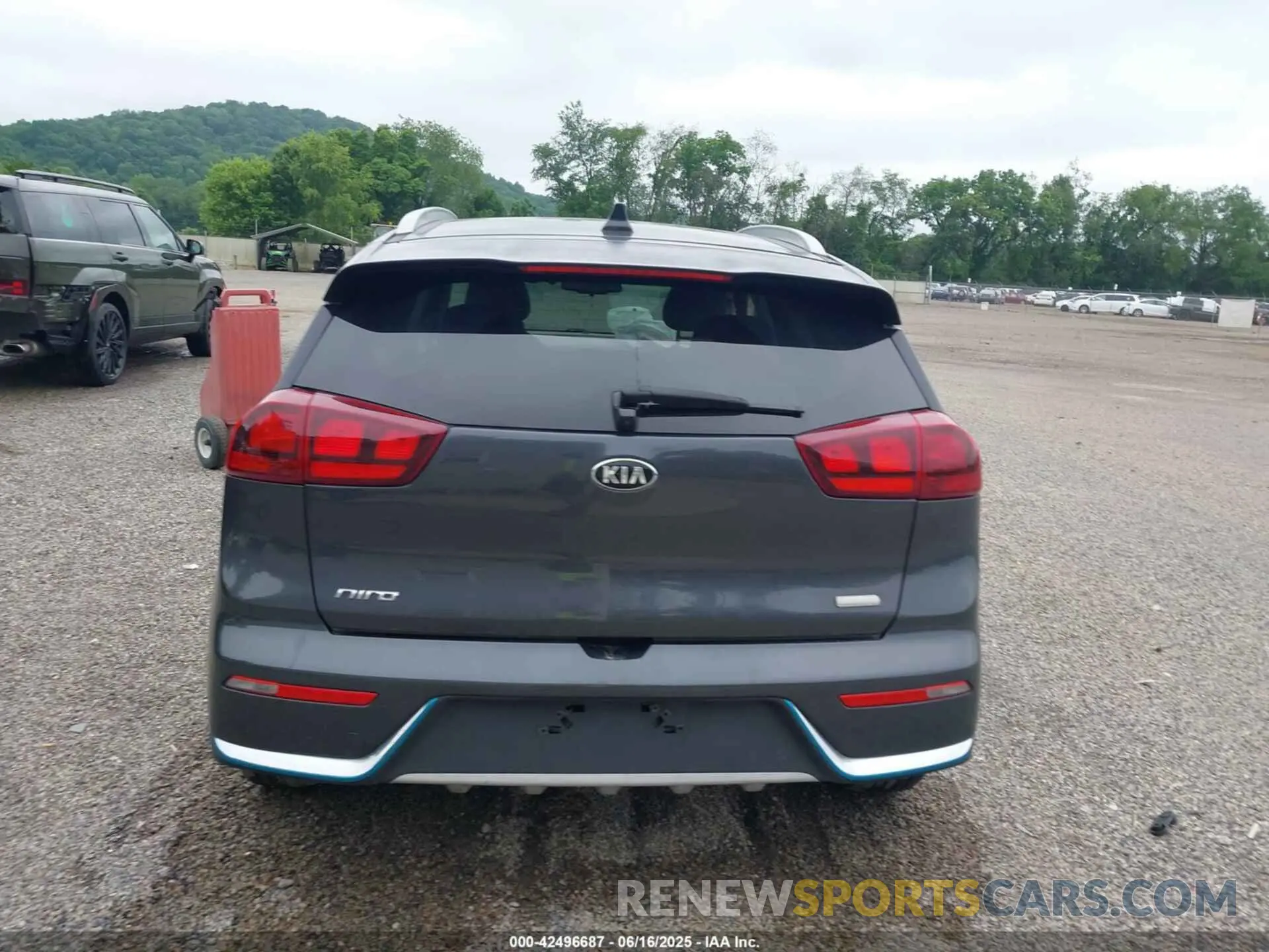 17 fotografías del automóvil dañado KNDCM3LD1K5266201 KIA NIRO PLUG-IN HYBRID 2019