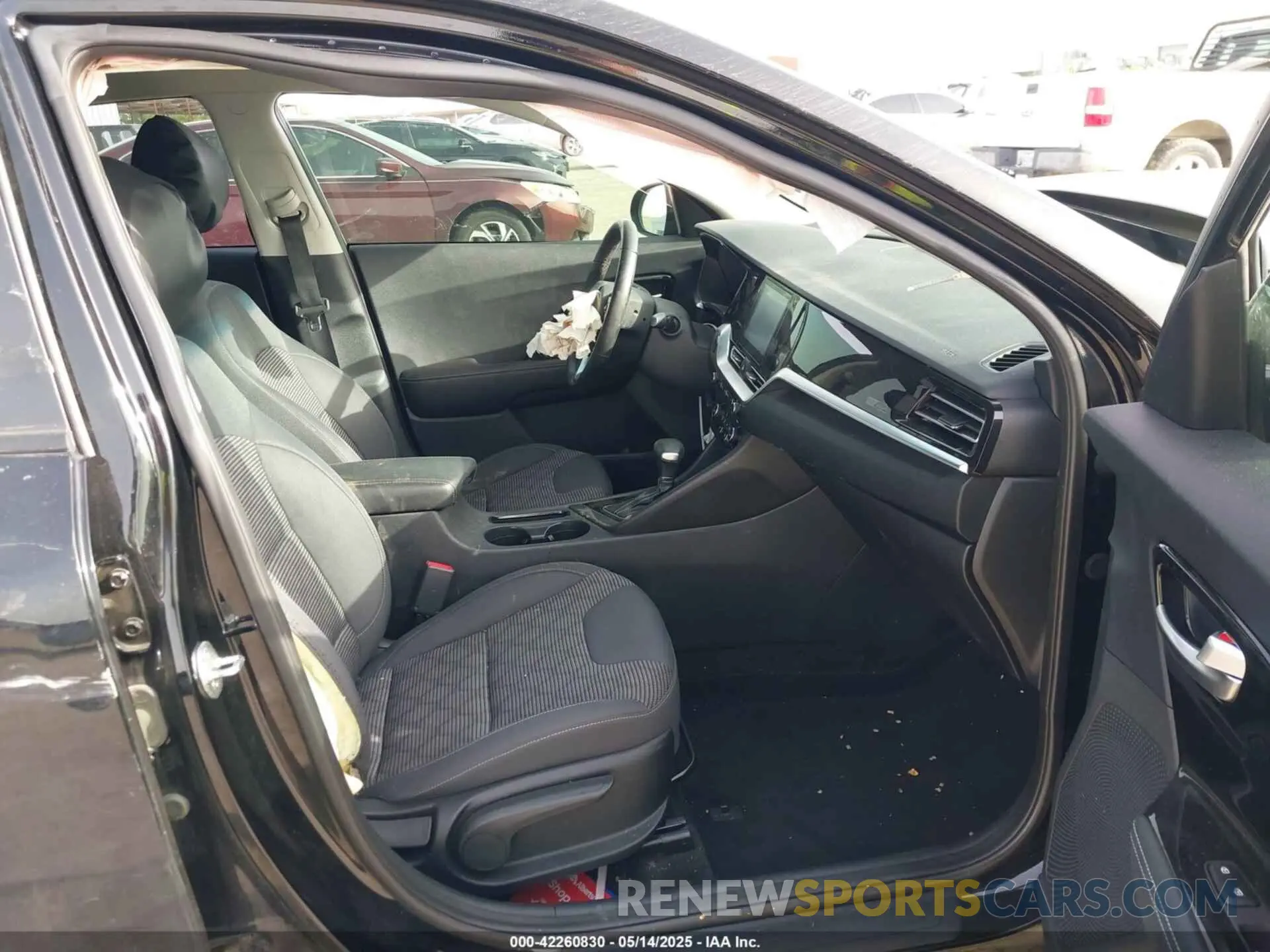 5 fotografías del automóvil dañado KNDCM3LD5L5391204 KIA NIRO PLUG-IN HYBRID 2020