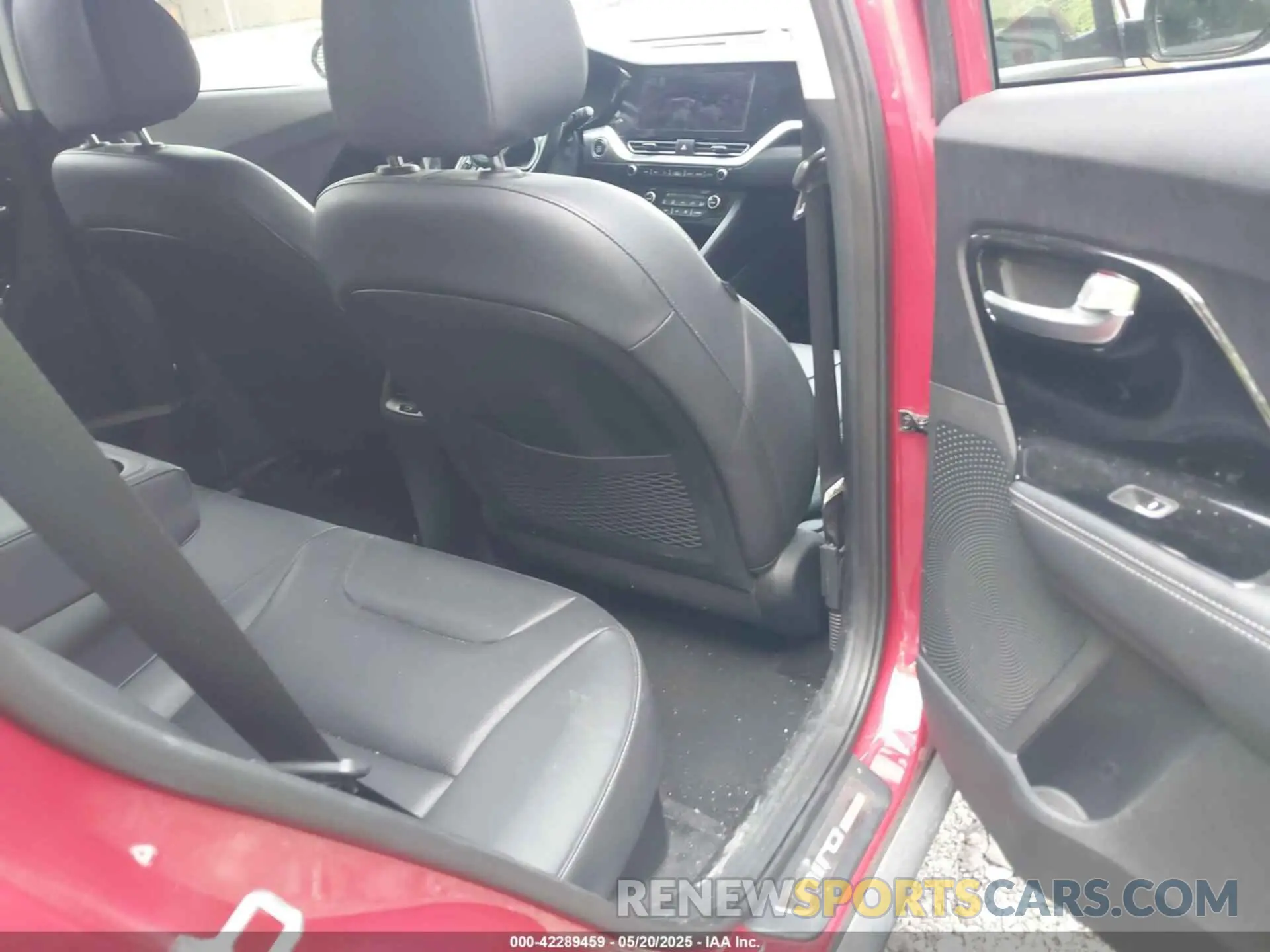 8 fotografías del automóvil dañado KNDCC3LD9N5532538 KIA NIRO PLUG-IN HYBRID 2022