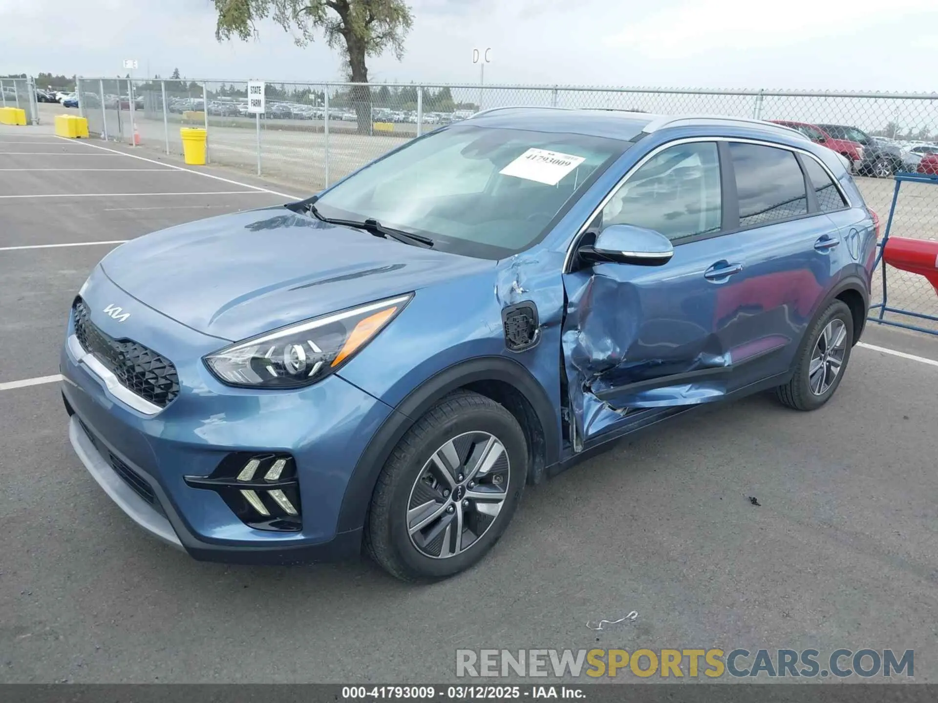 2 fotografías del automóvil dañado KNDCD3LD3N5520866 KIA NIRO PLUG-IN HYBRID 2022