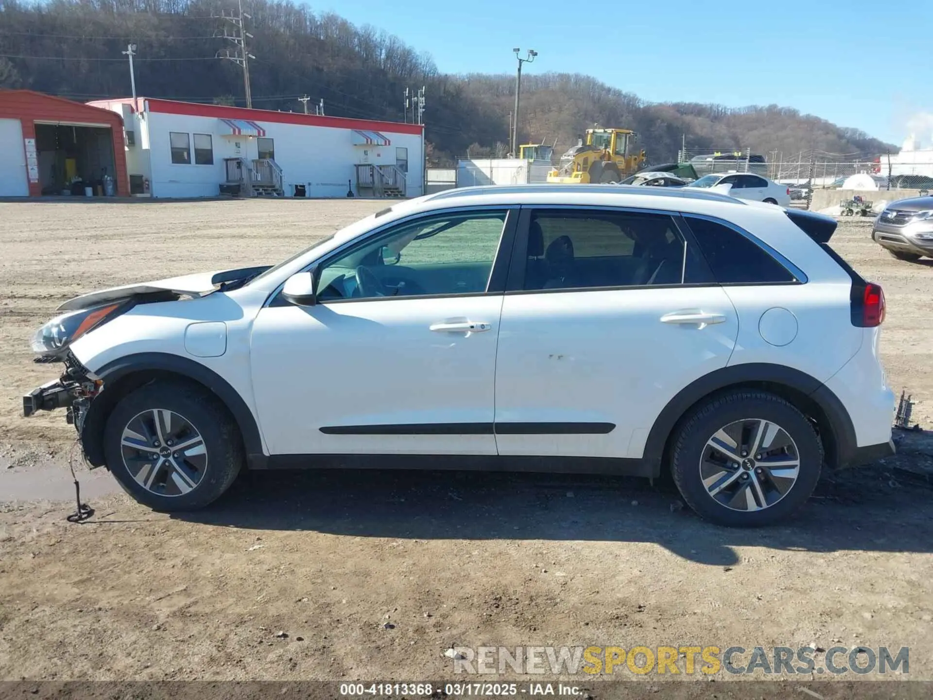 14 fotografías del automóvil dañado KNDCM3LD7N5518599 KIA NIRO PLUG-IN HYBRID 2022