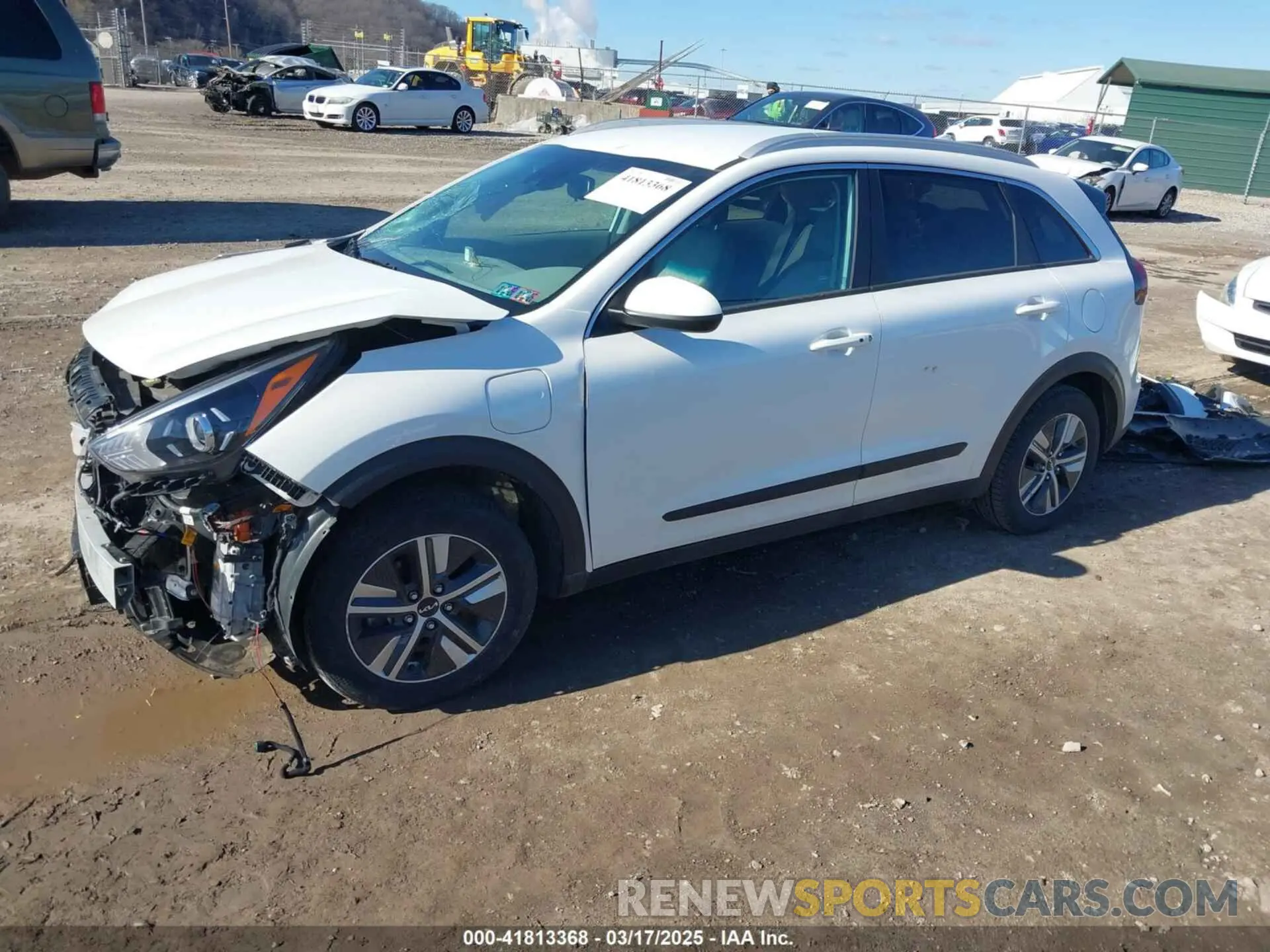 2 fotografías del automóvil dañado KNDCM3LD7N5518599 KIA NIRO PLUG-IN HYBRID 2022