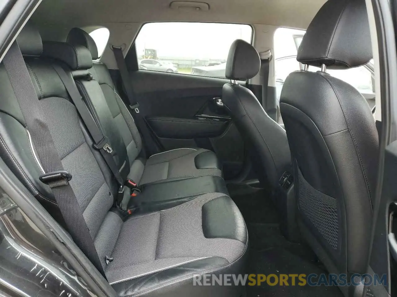 10 fotografías del automóvil dañado KNDCC3LG2N5134212 KIA NIRO S 2022