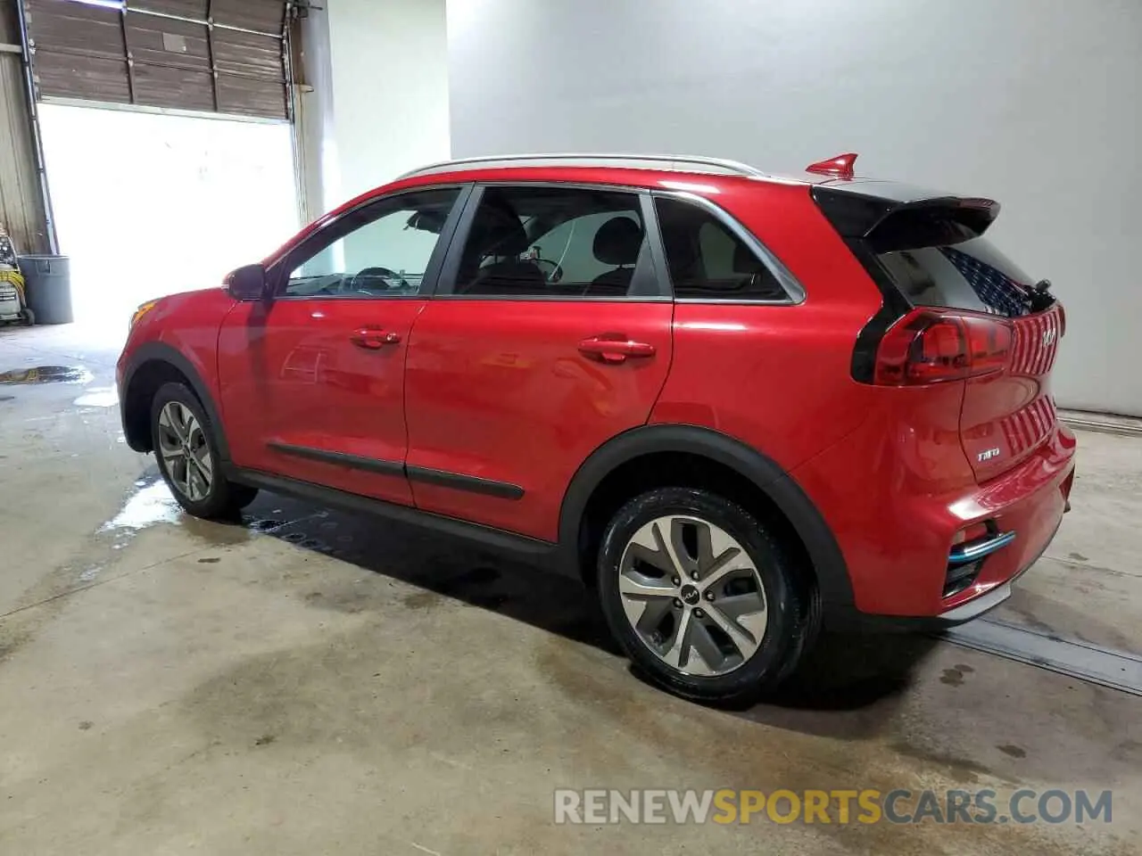 2 fotografías del automóvil dañado KNDCC3LG8N5160930 KIA NIRO S 2022
