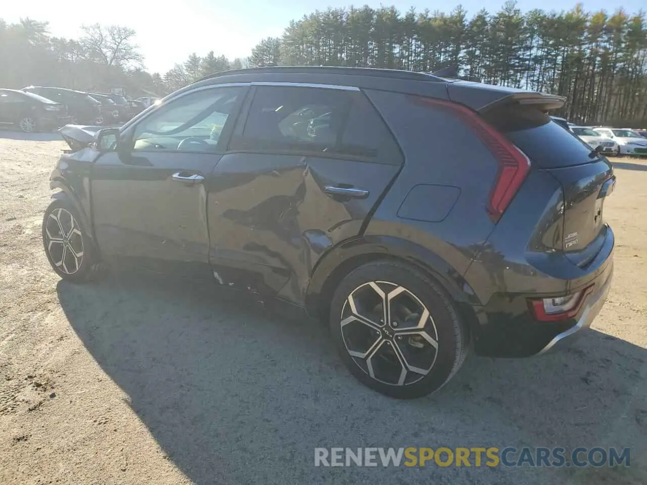 2 fotografías del automóvil dañado KNDCT3LE0P5099879 KIA NIRO SX 2023