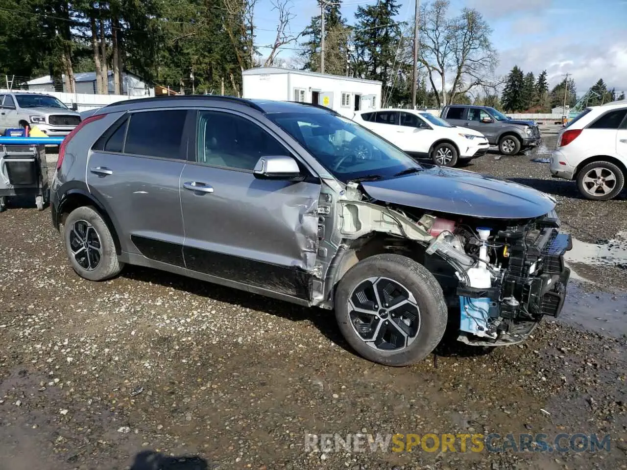 4 fotografías del automóvil dañado KNDCT3LE2P5097941 KIA NIRO SX 2023