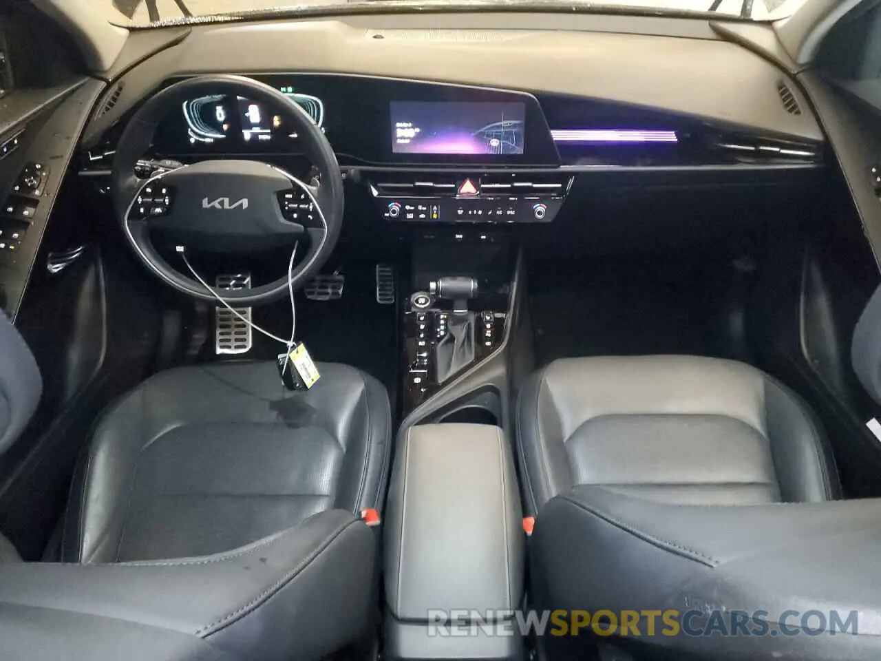 8 fotografías del automóvil dañado KNDCT3LE3P5050630 KIA NIRO SX 2023