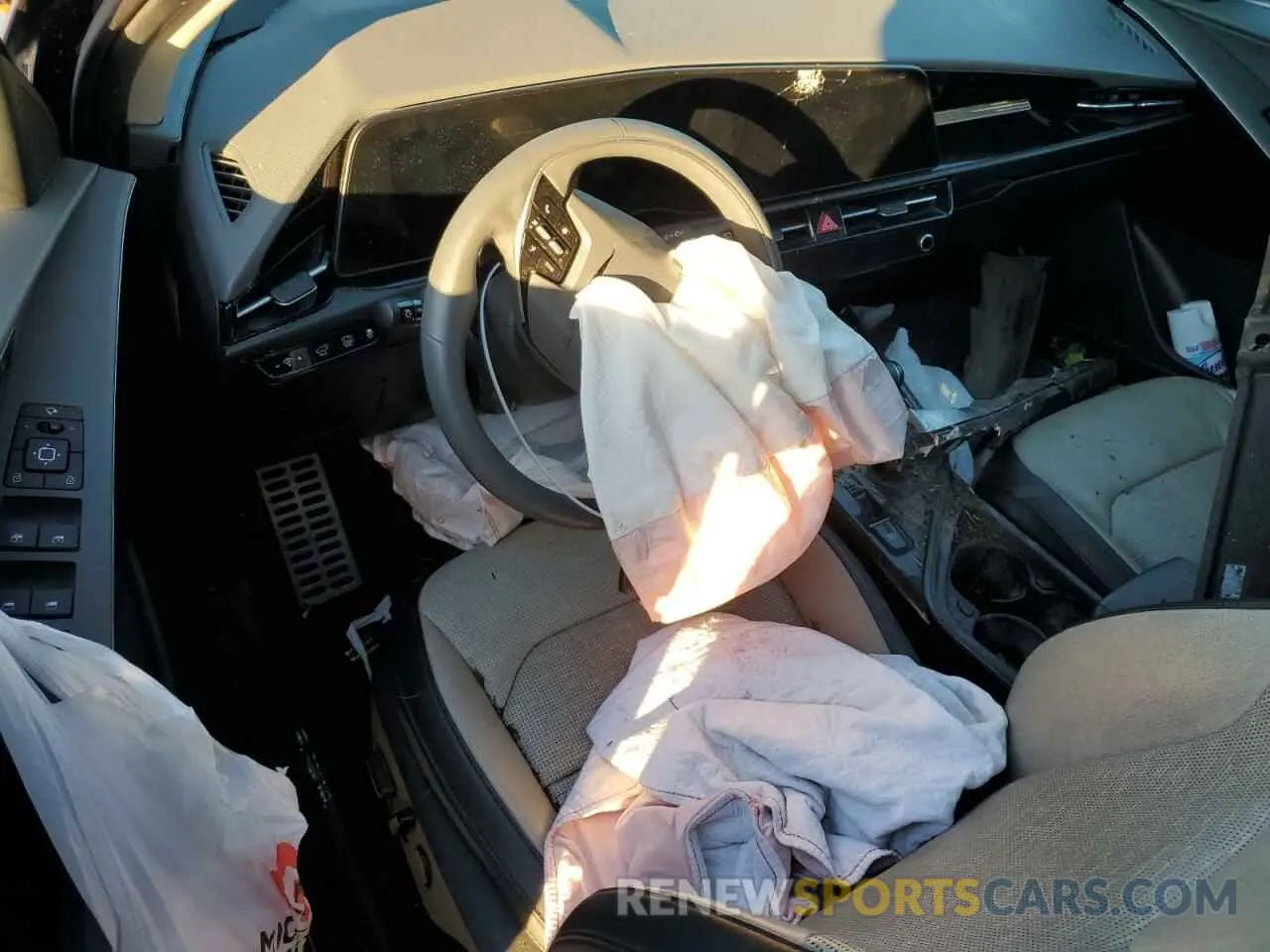 8 fotografías del automóvil dañado KNDCT3LE7P5076034 KIA NIRO SX 2023