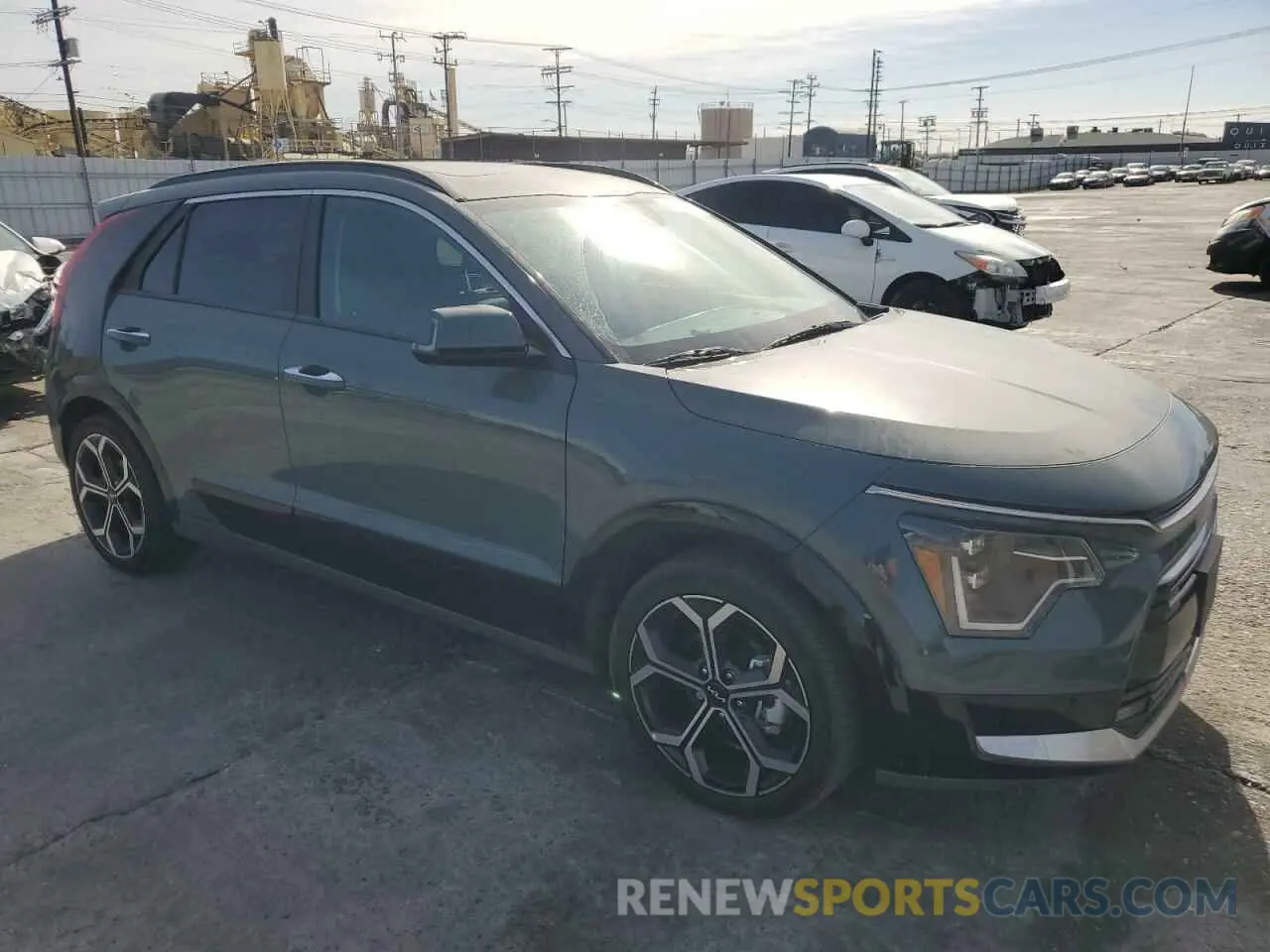 4 fotografías del automóvil dañado KNDCT3LE7P5107900 KIA NIRO SX 2023