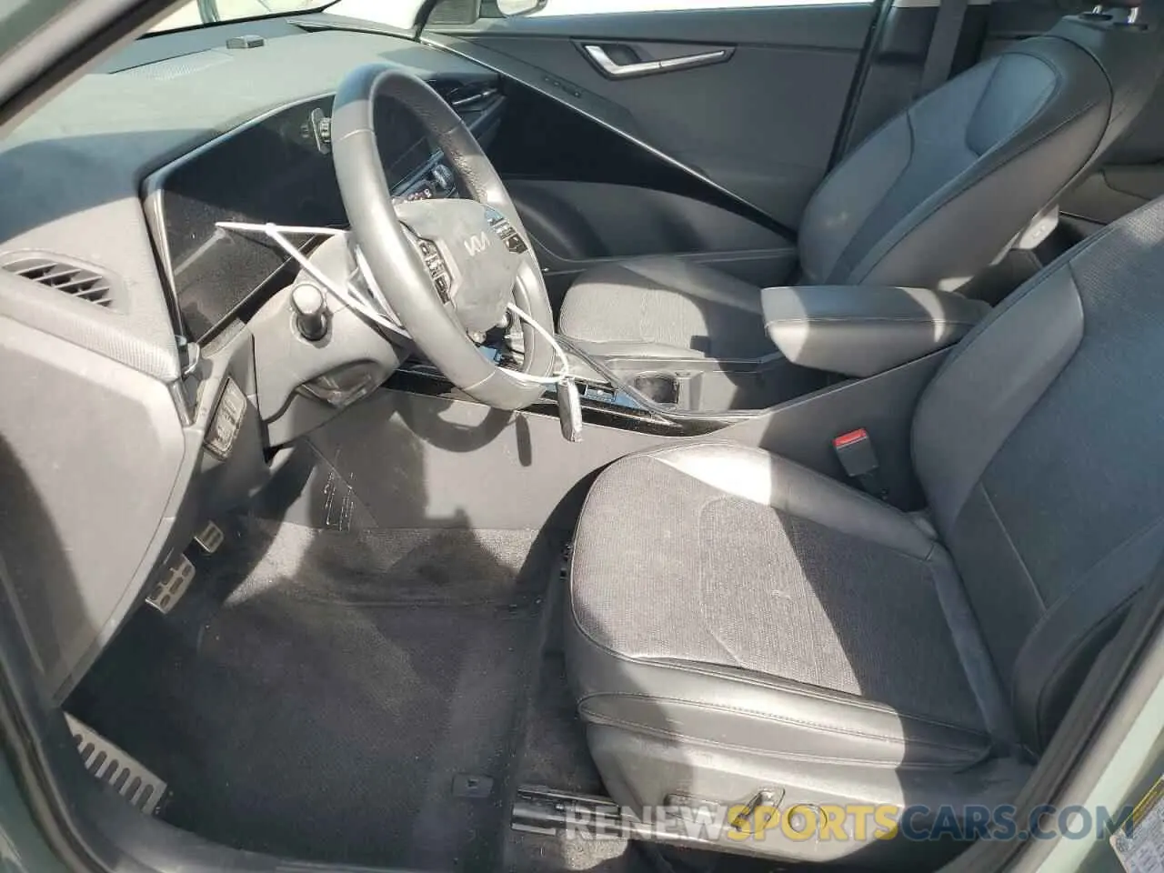 7 fotografías del automóvil dañado KNDCT3LE7P5107900 KIA NIRO SX 2023