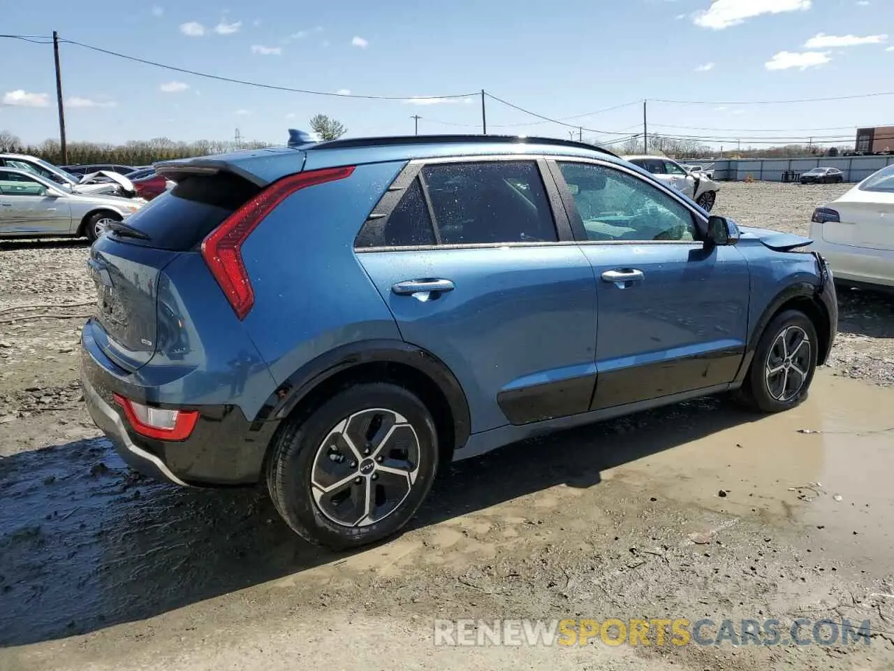 3 fotografías del automóvil dañado KNDCT3LEXS5235850 KIA NIRO SX 2025