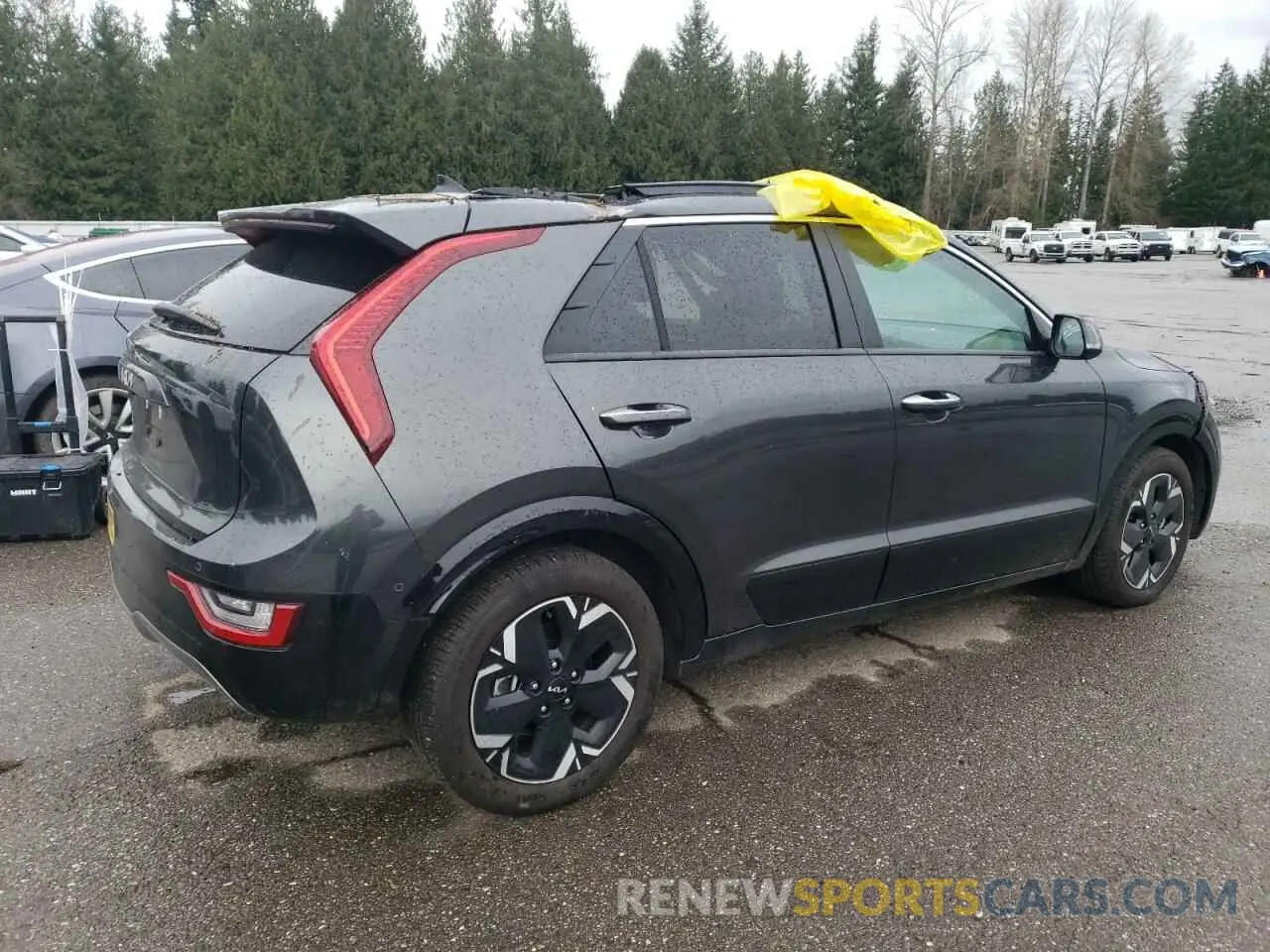 3 fotografías del automóvil dañado KNDCT3L12P5068288 KIA NIRO WAVE 2023