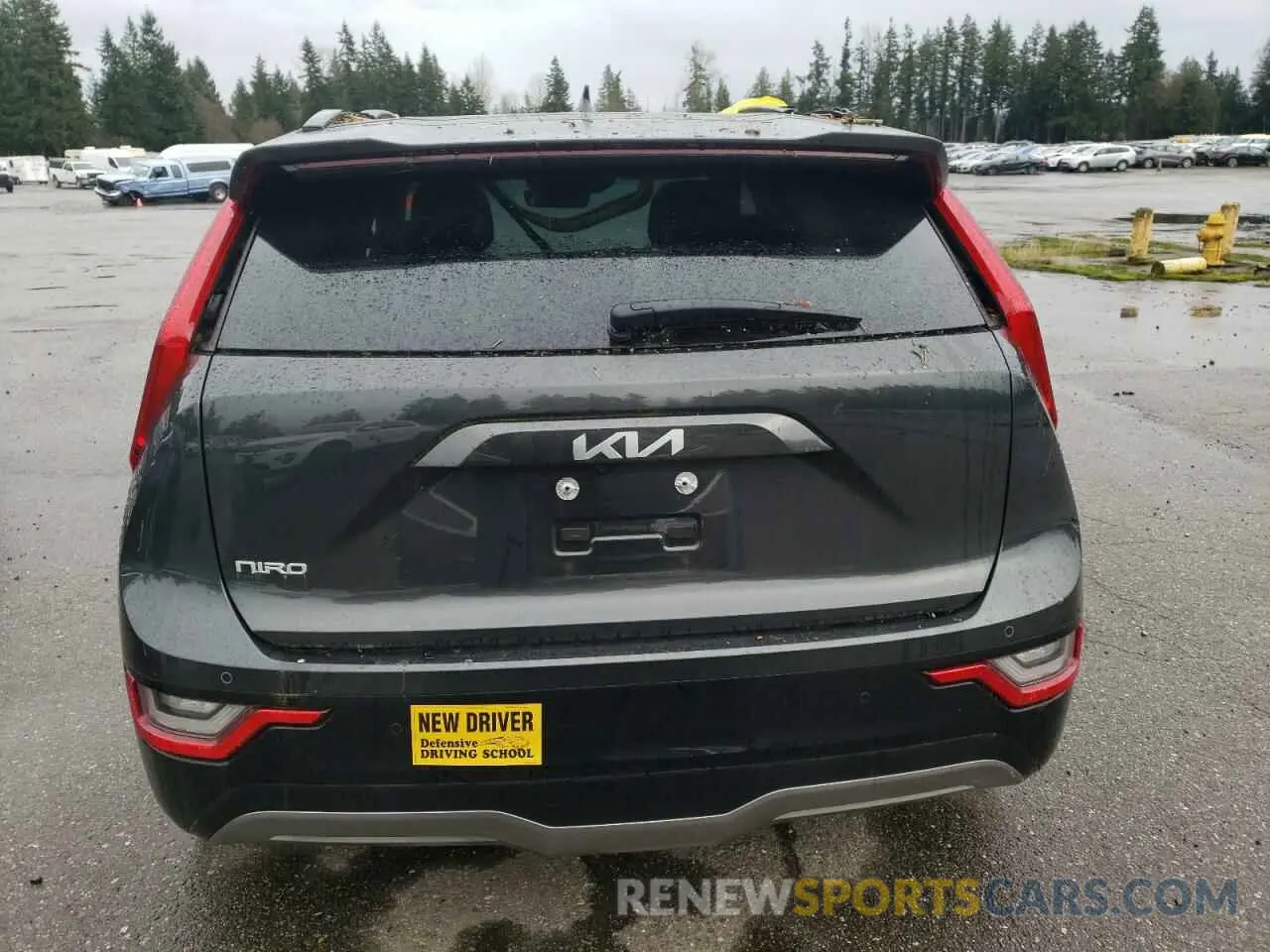 6 fotografías del automóvil dañado KNDCT3L12P5068288 KIA NIRO WAVE 2023