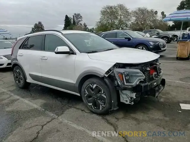 12 fotografías del automóvil dañado KNDCT3L14P5042288 KIA NIRO WAVE 2023