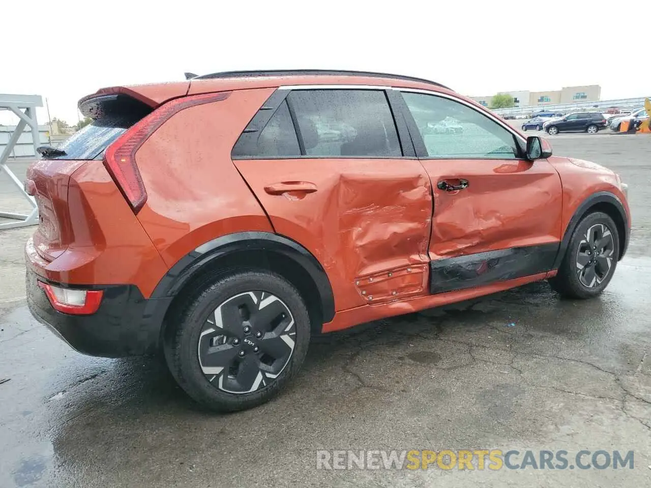 3 fotografías del automóvil dañado KNDCR3L11P5025348 KIA NIRO WIND 2023
