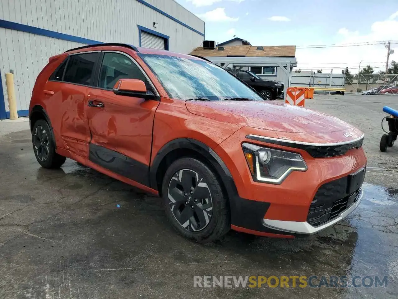 4 fotografías del automóvil dañado KNDCR3L11P5025348 KIA NIRO WIND 2023