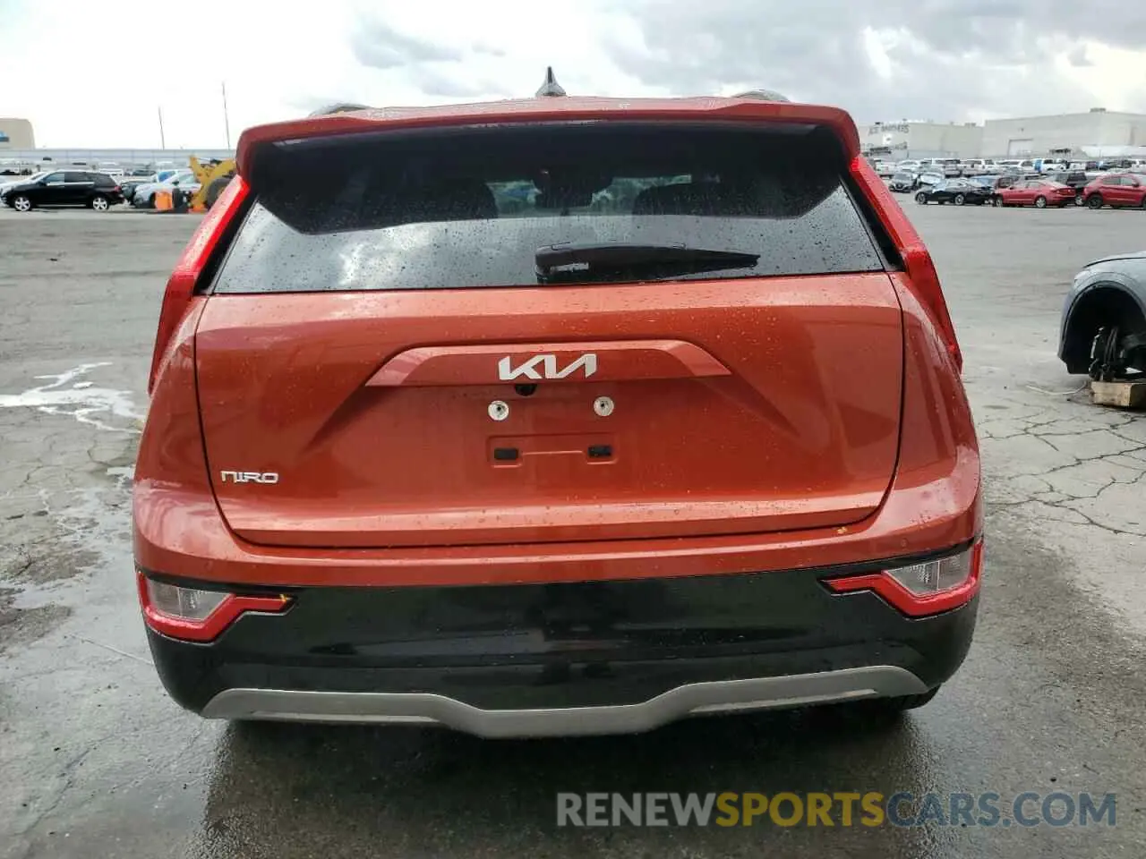 6 fotografías del automóvil dañado KNDCR3L11P5025348 KIA NIRO WIND 2023