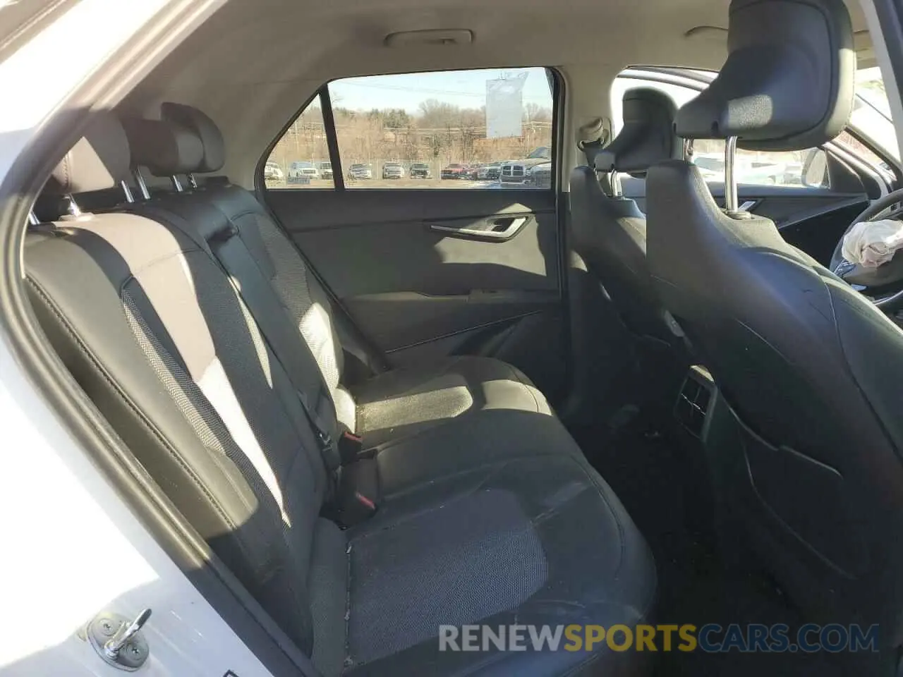 11 fotografías del automóvil dañado KNDCR3L11P5049116 KIA NIRO WIND 2023